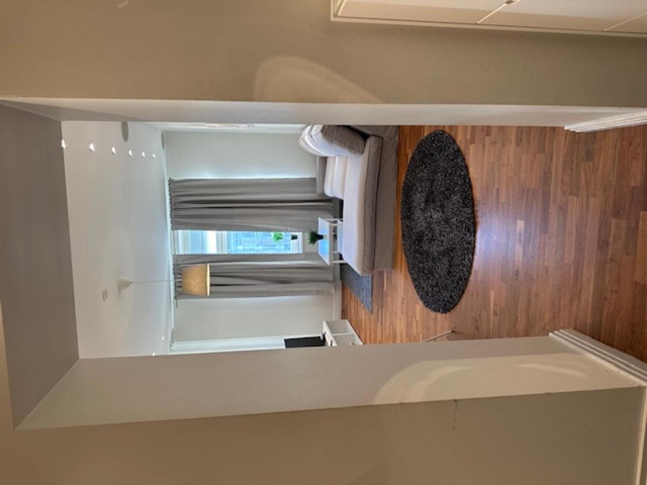 Luxury Apartment In City Hotspot