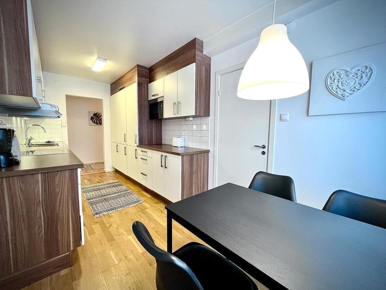 Elegant Apartment In Lovely Location view 2