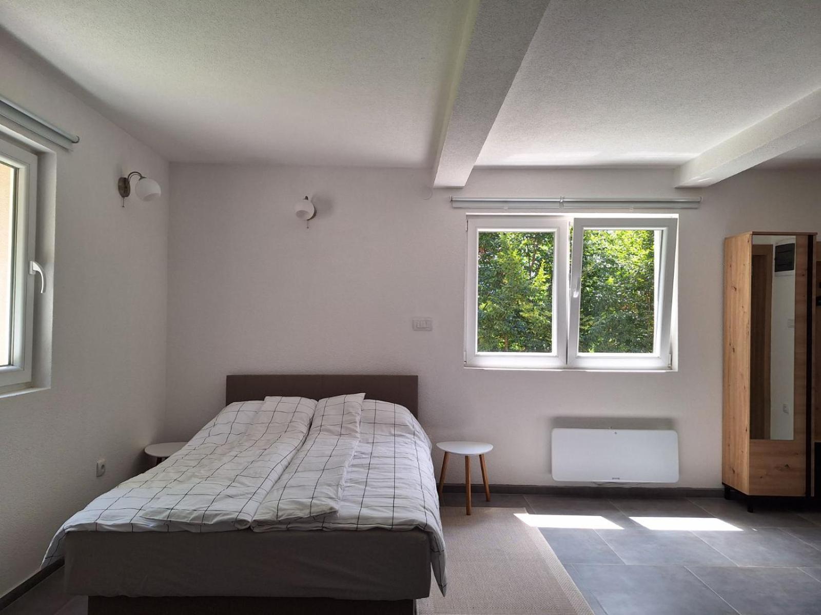 Braun Apartments