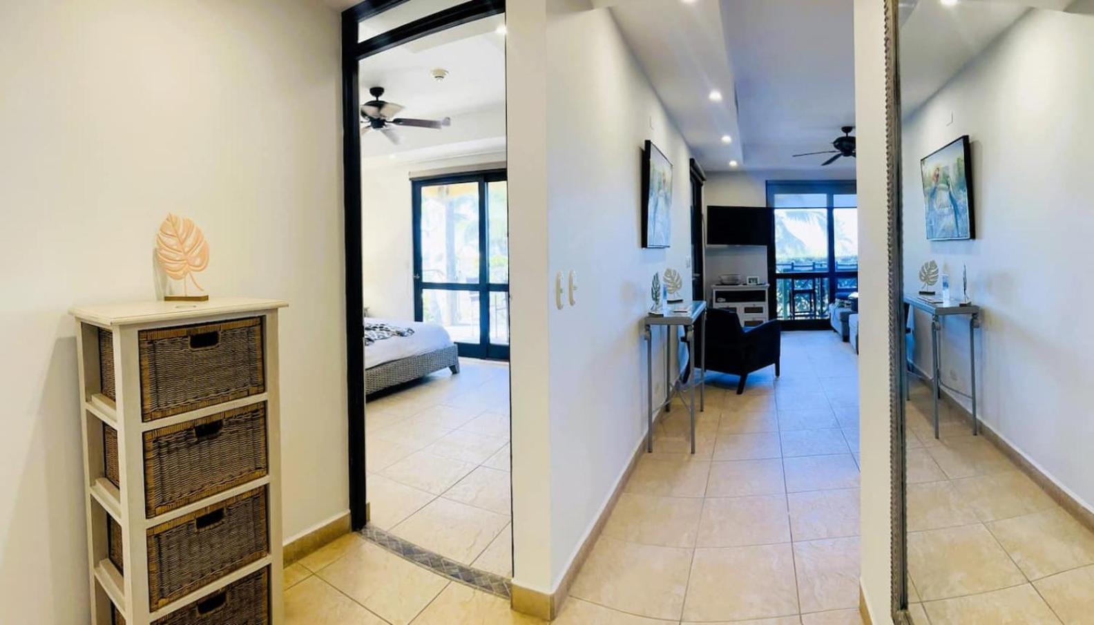Direct Beach & Pool Access l 247 Security