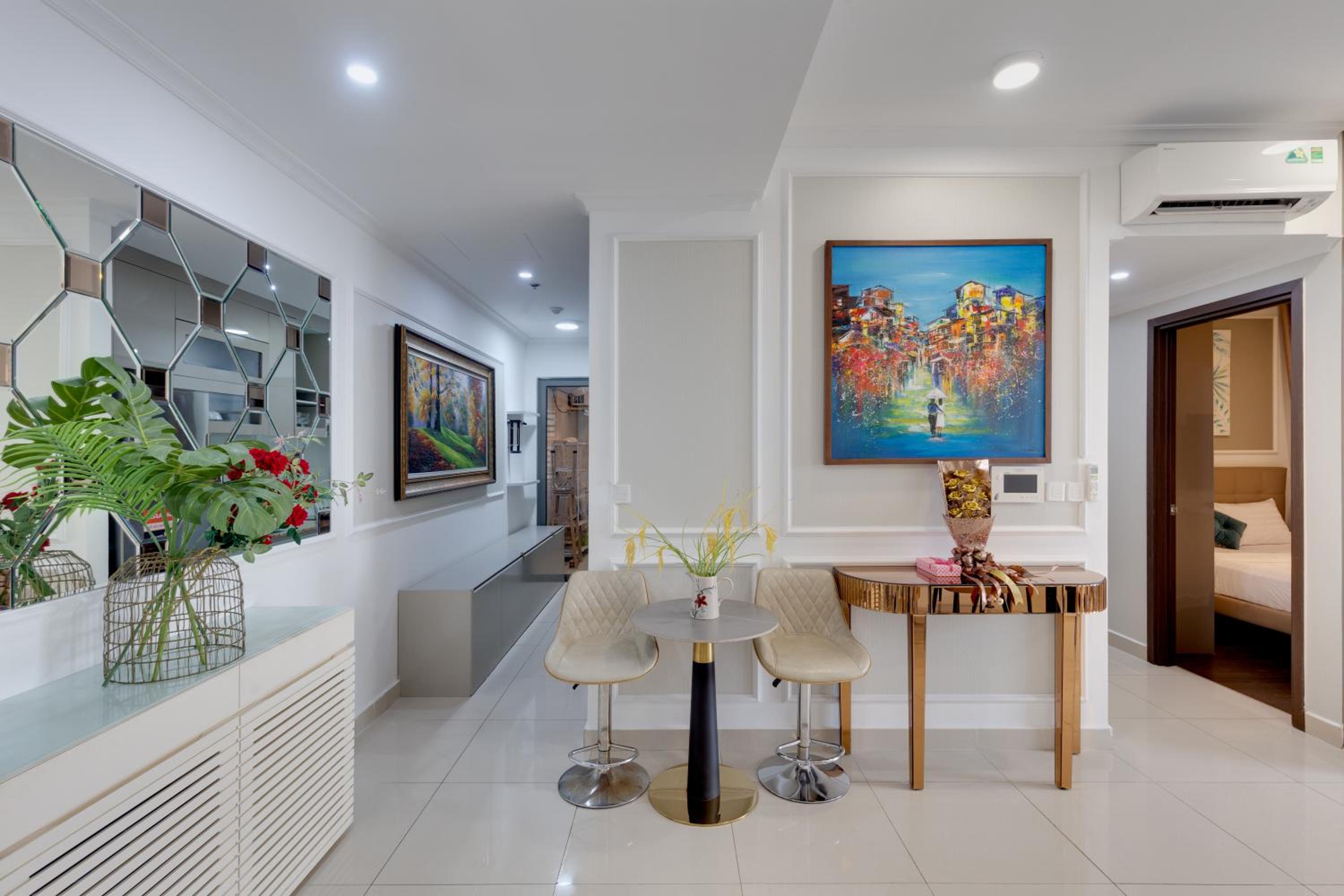 LUM Service Apartment