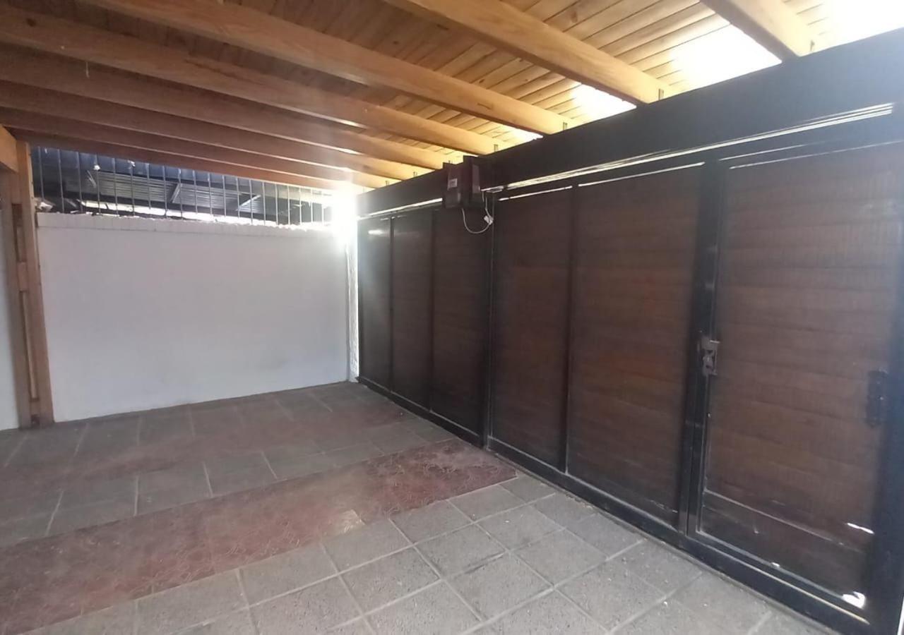 Casa 3 Hab con 2 cocheras Centro