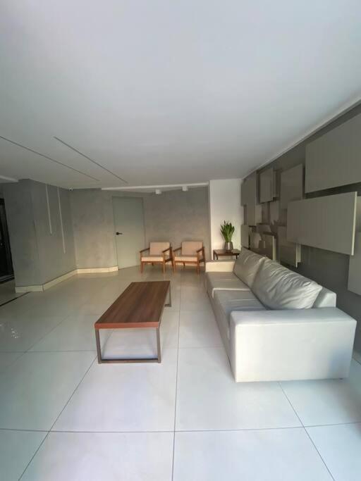 Apartamento com vista para o mar