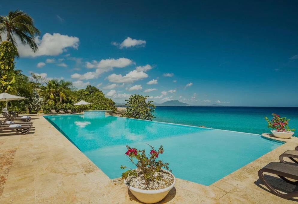 Beachfront Penthouse at Hispaniola Beach