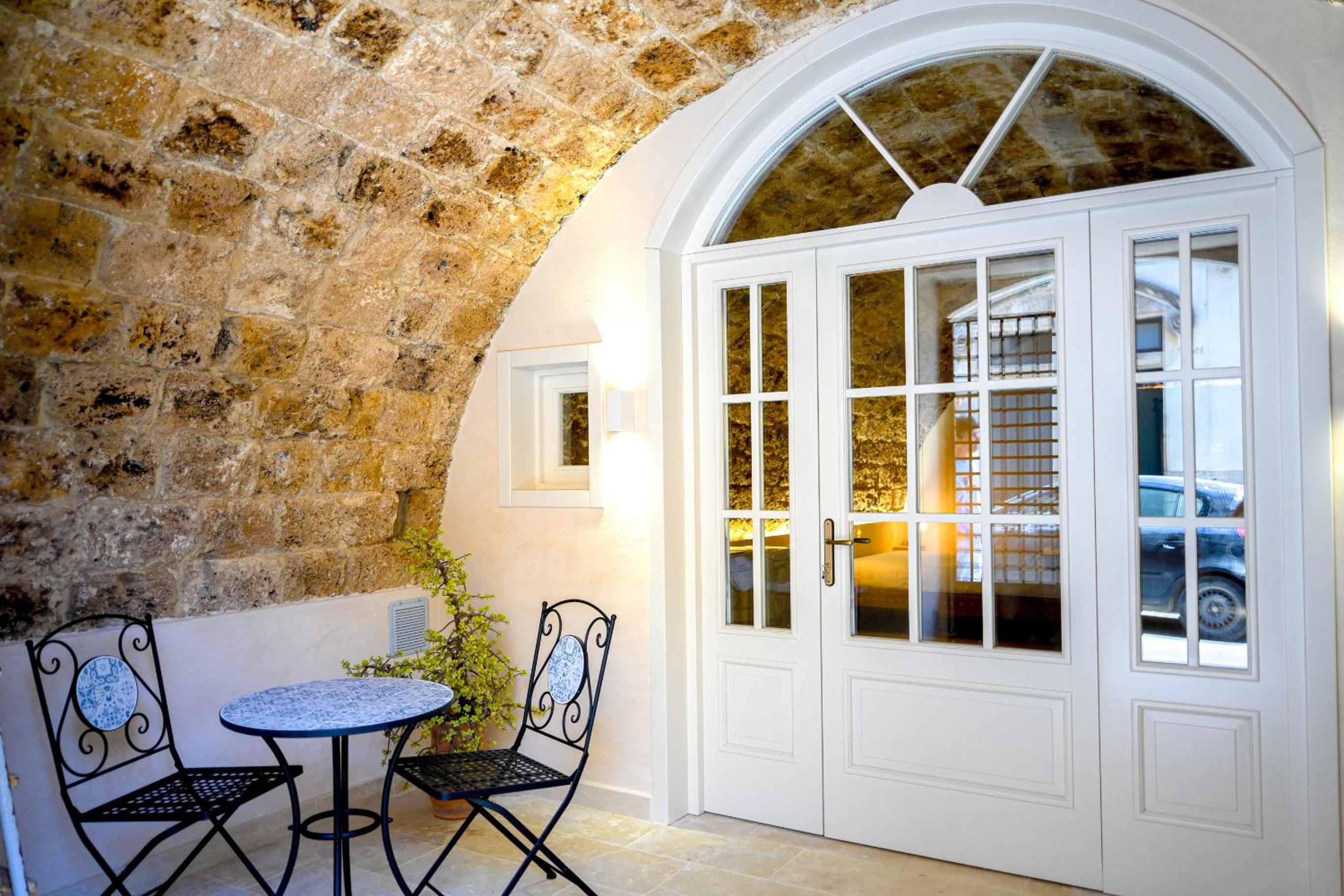 LA GROTTA, luxury suite & Spa view 5