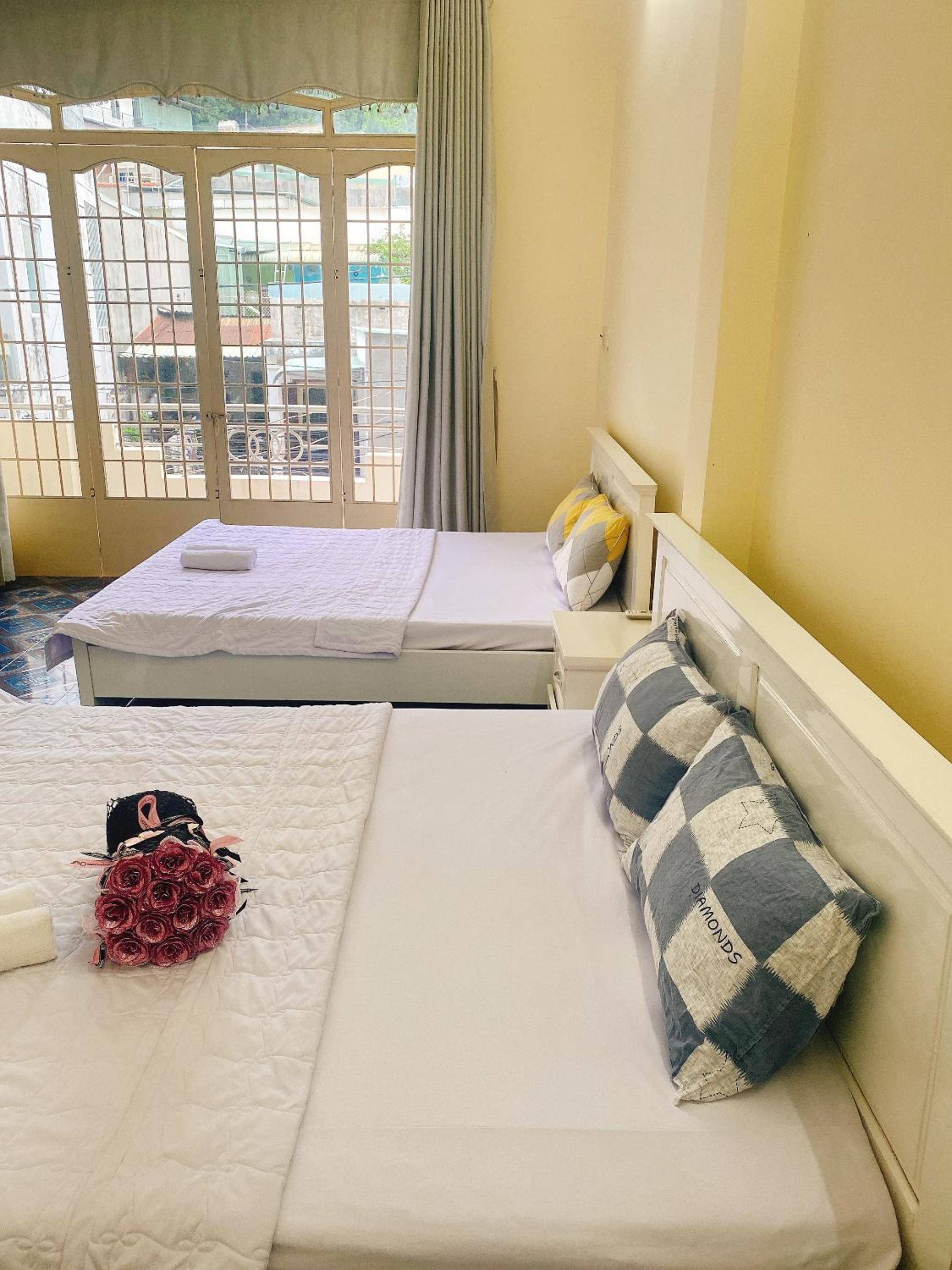 Ông Tiên homestay- nhà phố 4p sát biển