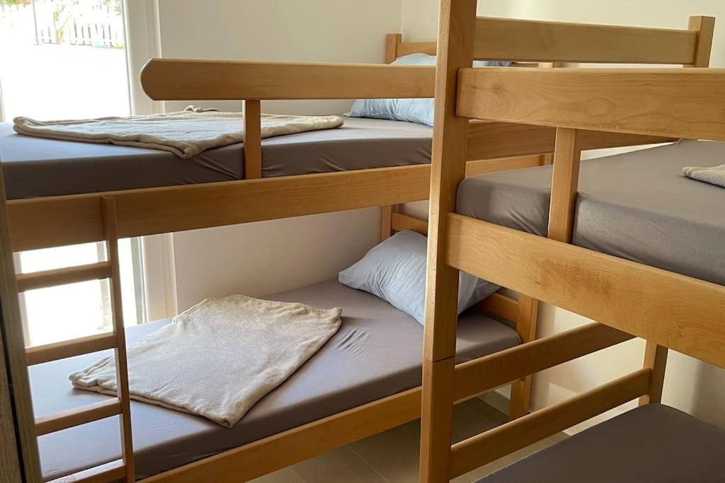 Silver Lake apartmant