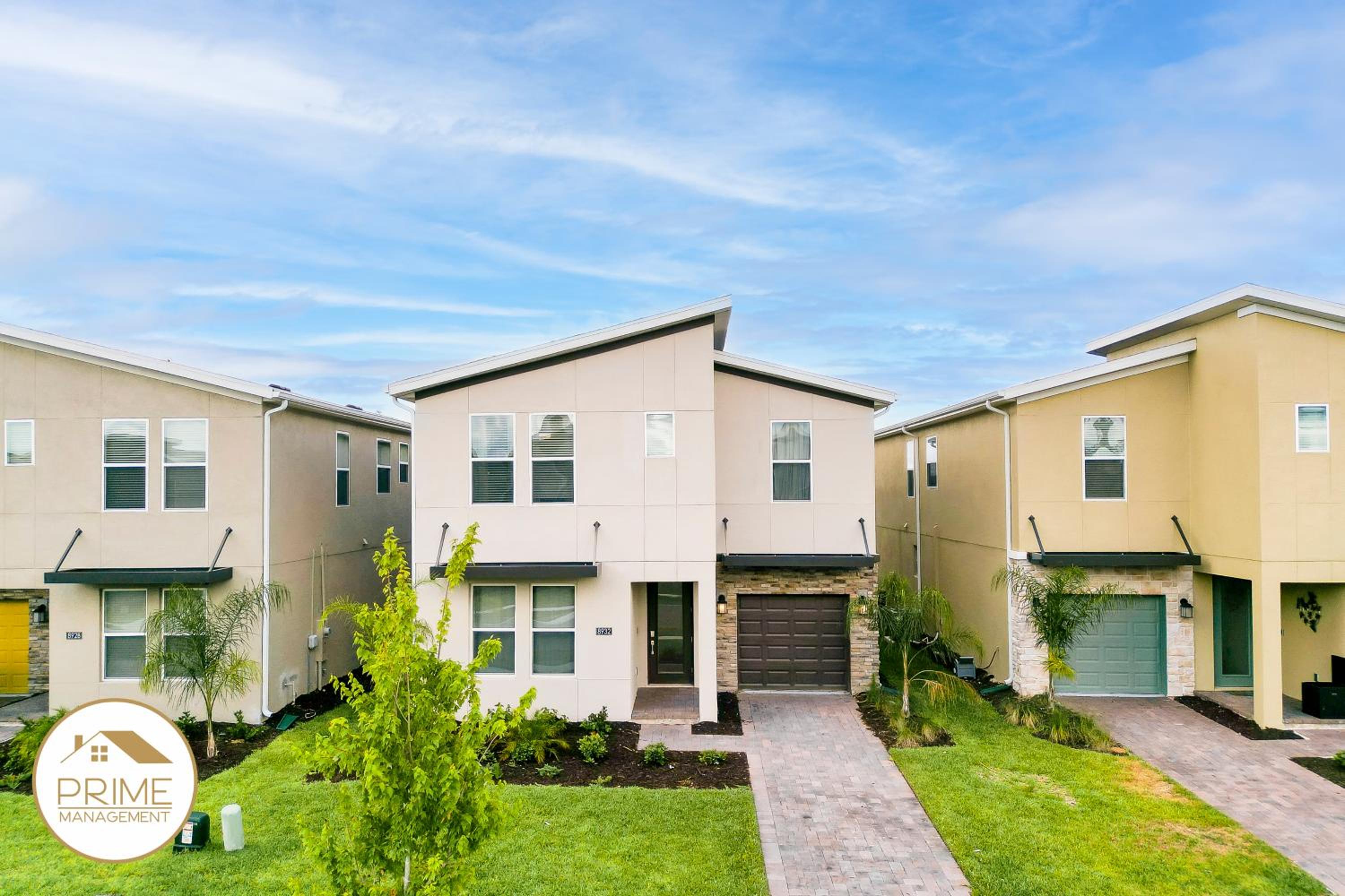 Luxurious 6BDResort NO FEE Pool DisneyCozy view 5
