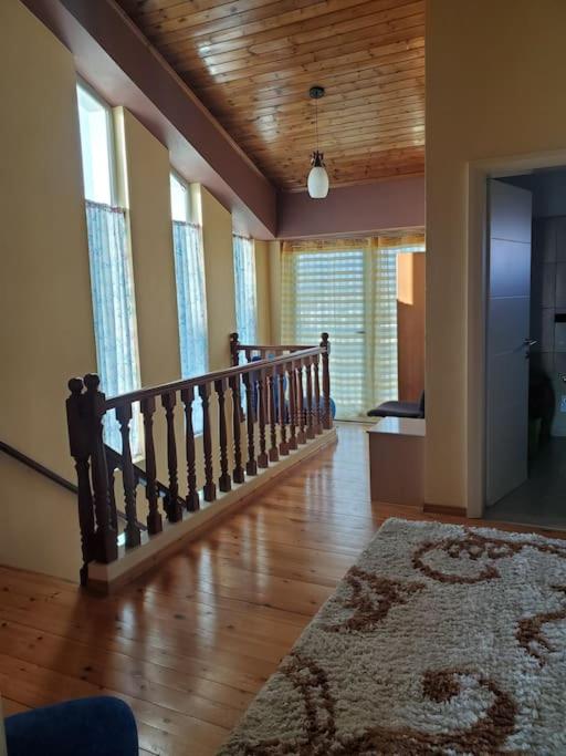Private Hillside Villa near TEG Full Privacy