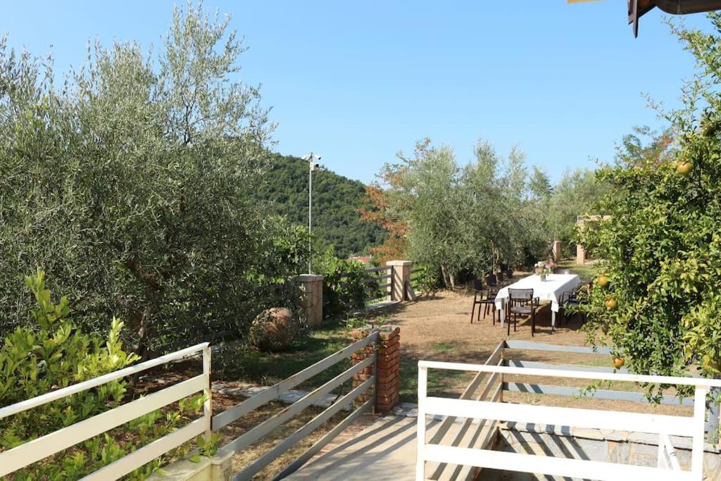 Private Hillside Villa near TEG Full Privacy