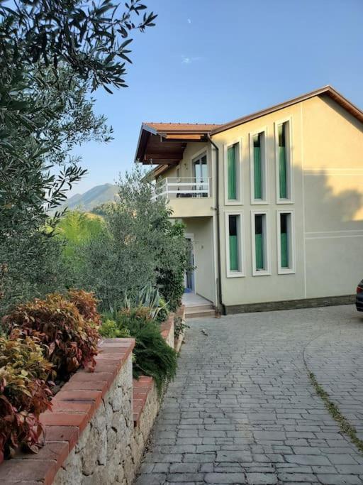 Private Hillside Villa near TEG Full Privacy