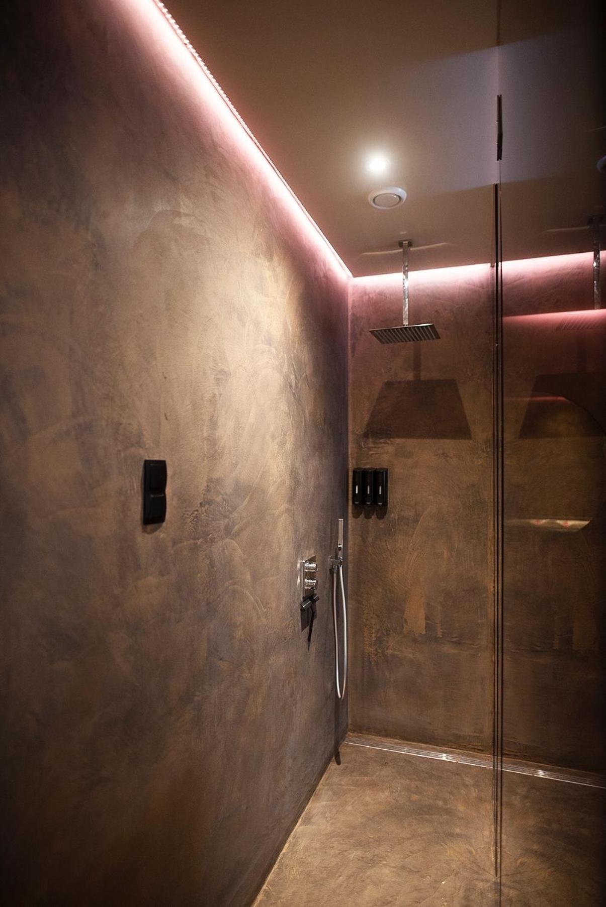Suite-Elegance privé sauna & jacuzzi view 2