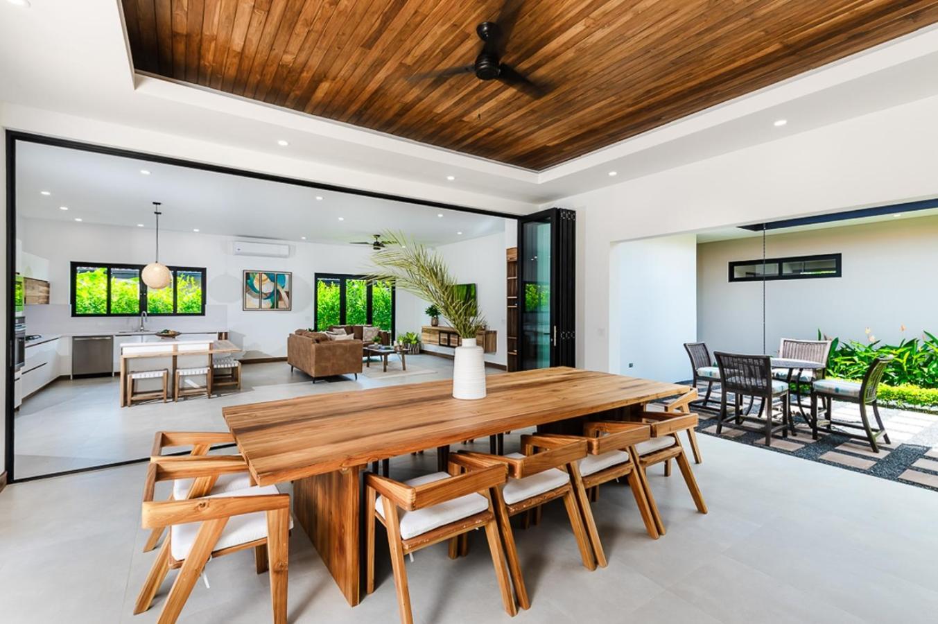 Villa Osu