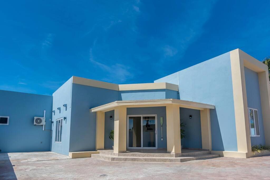Amazing Villa near to the Beach