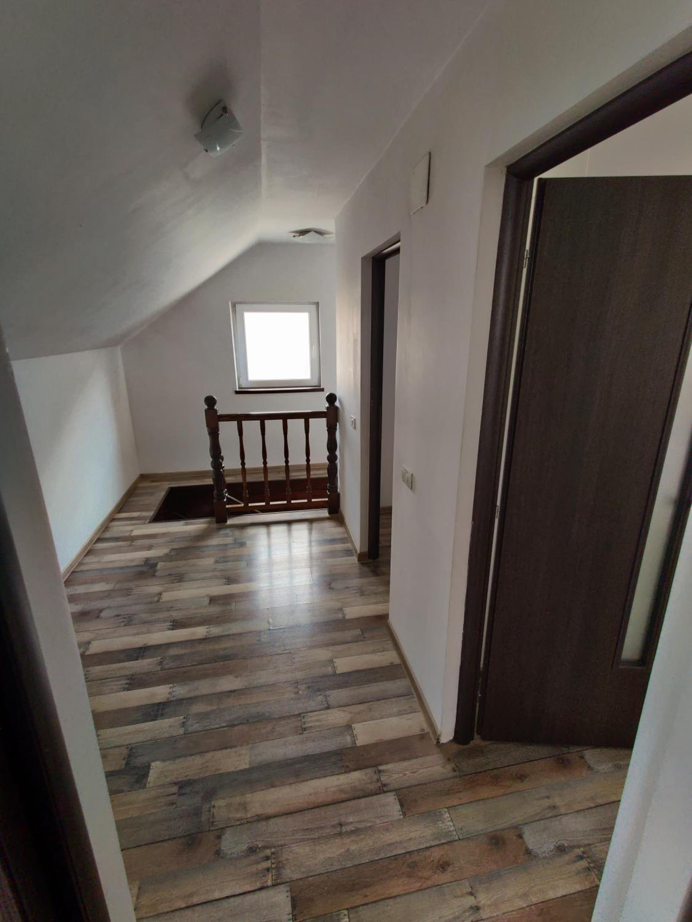 Apartamente de inchiriat Lucky House view 3