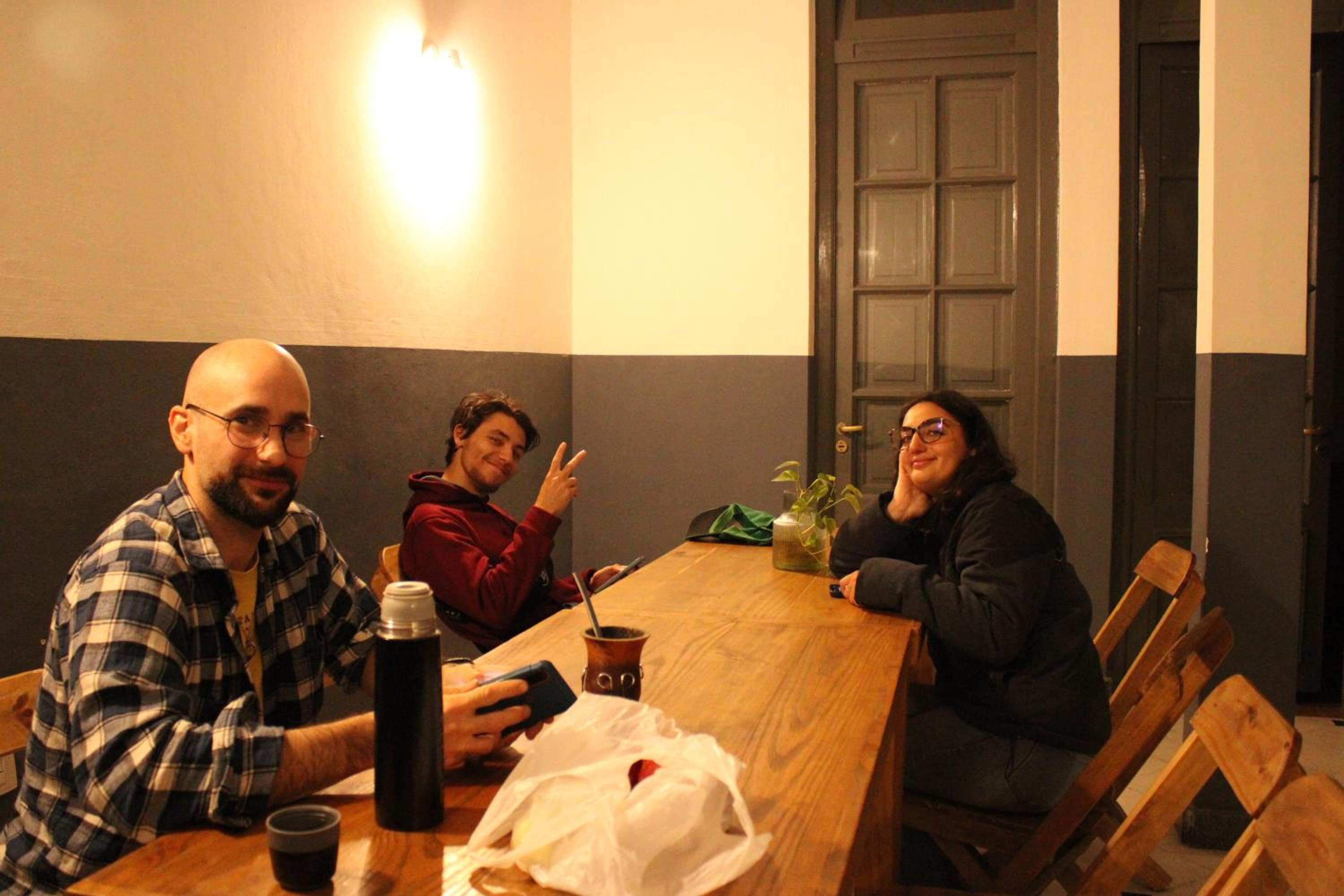 DOS SANTOS HOSTEL
