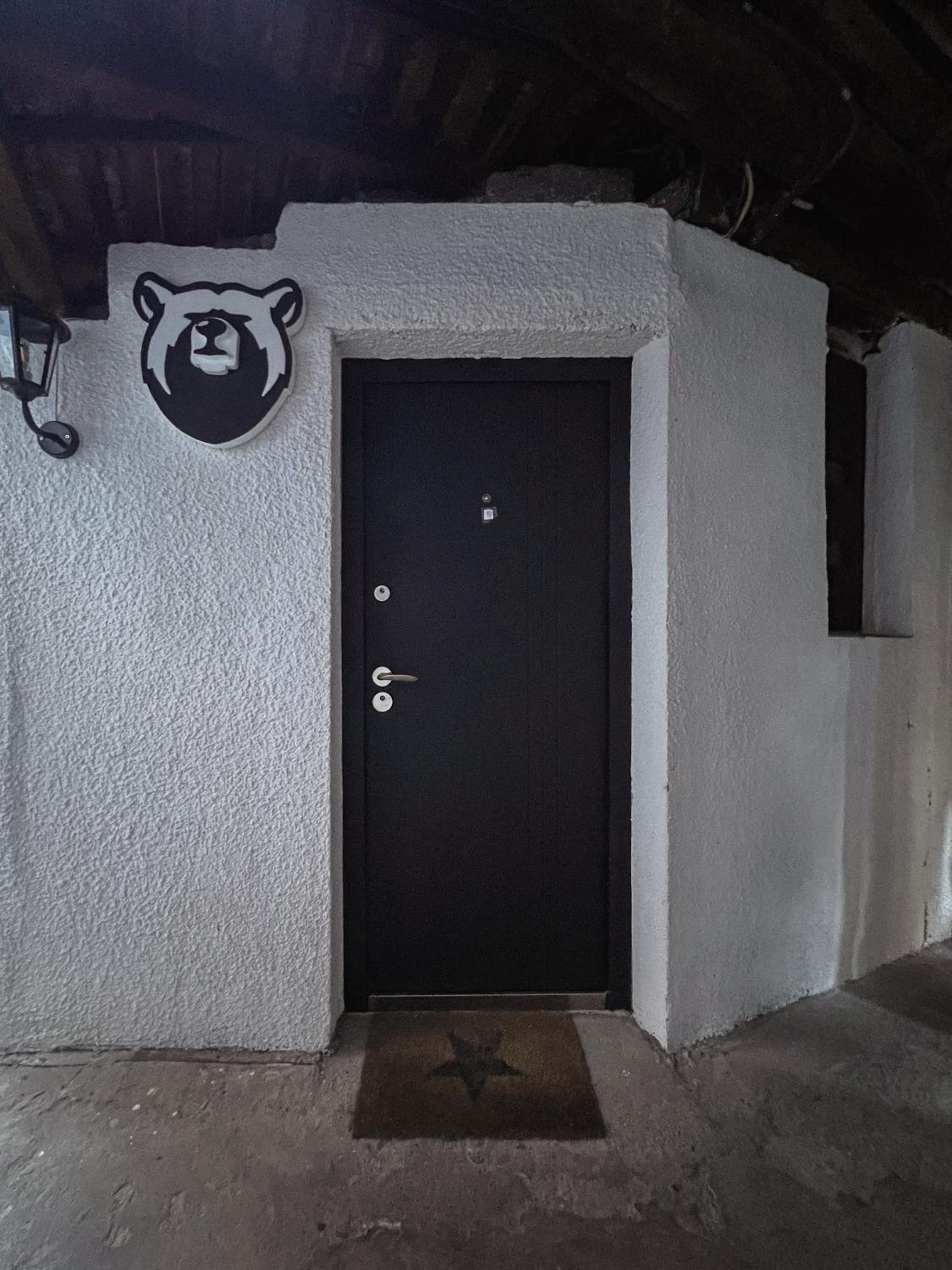 White Bear 1663 Zemun Oldest House Apartment view 4