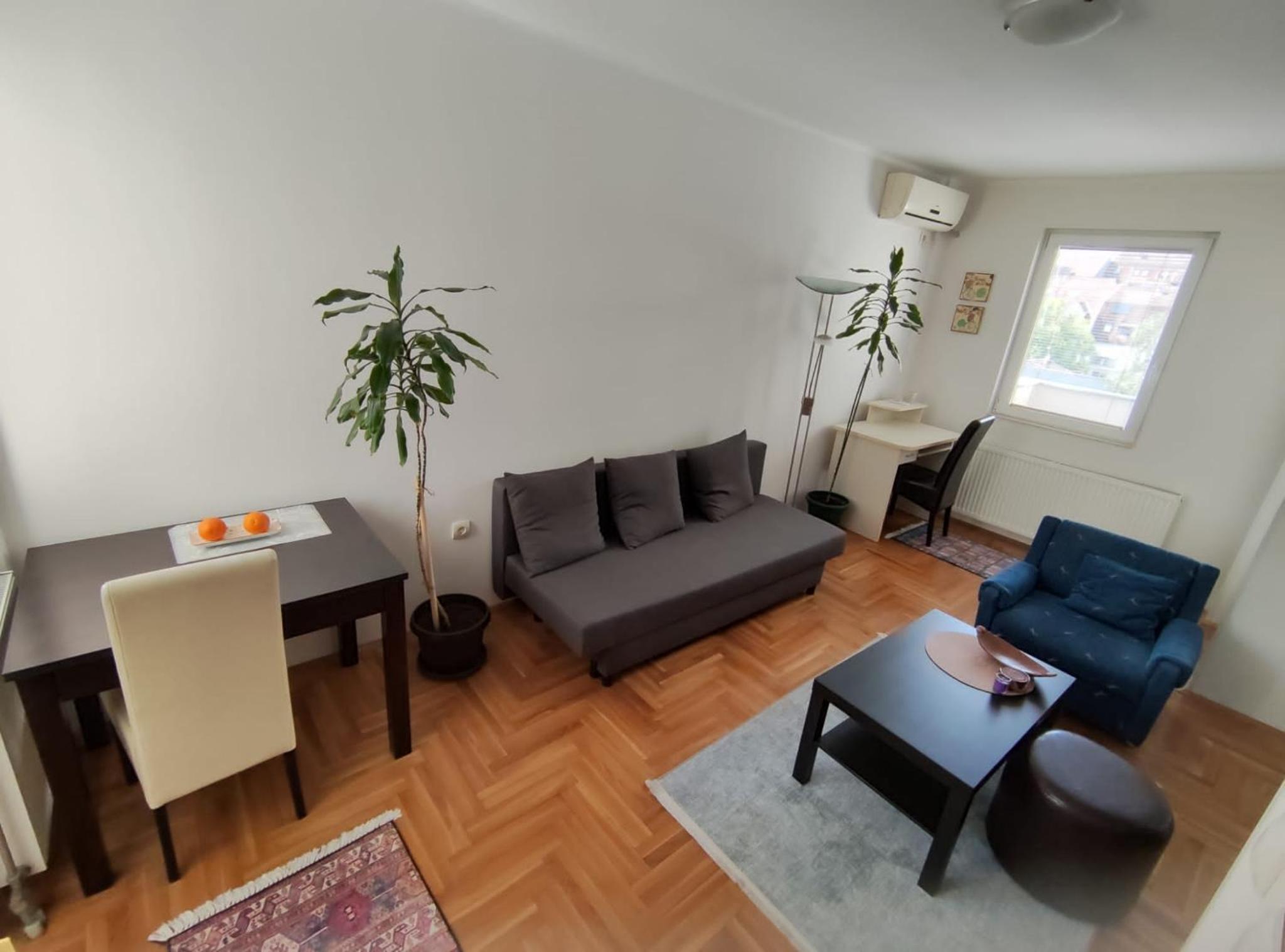 Apartman Luminii
