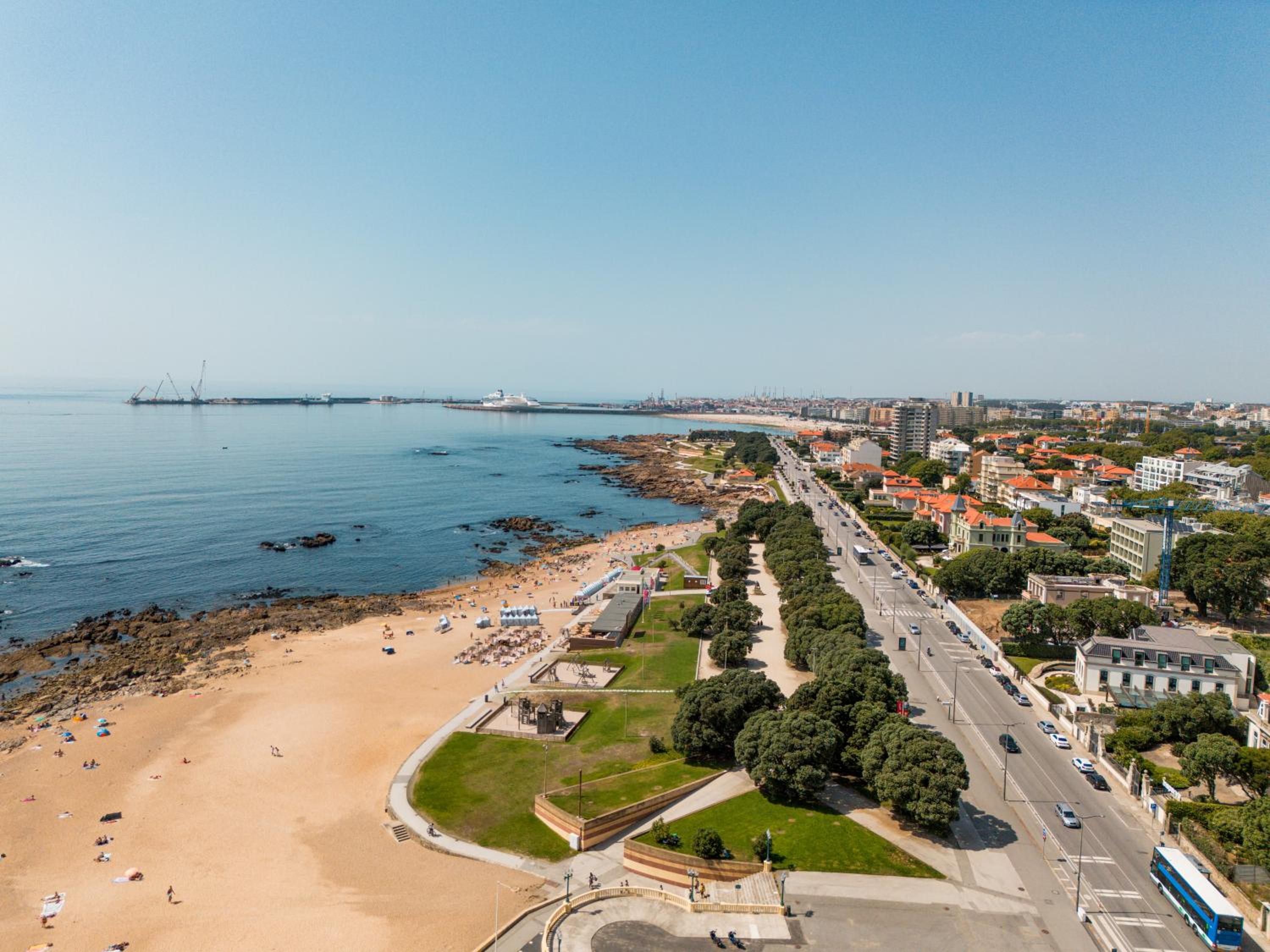 Seaside Cozy Apartment with private Terrace view 3