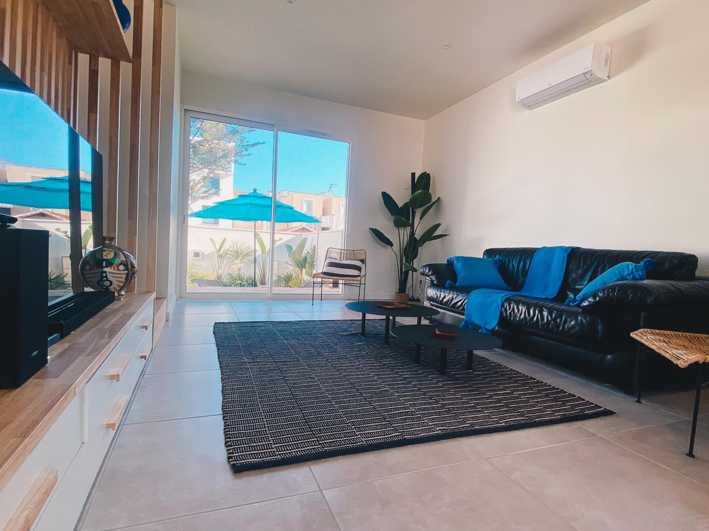 Villa avec piscine à Carnon Plage à 20m de la plage idéale pour 8 à 10 personnes