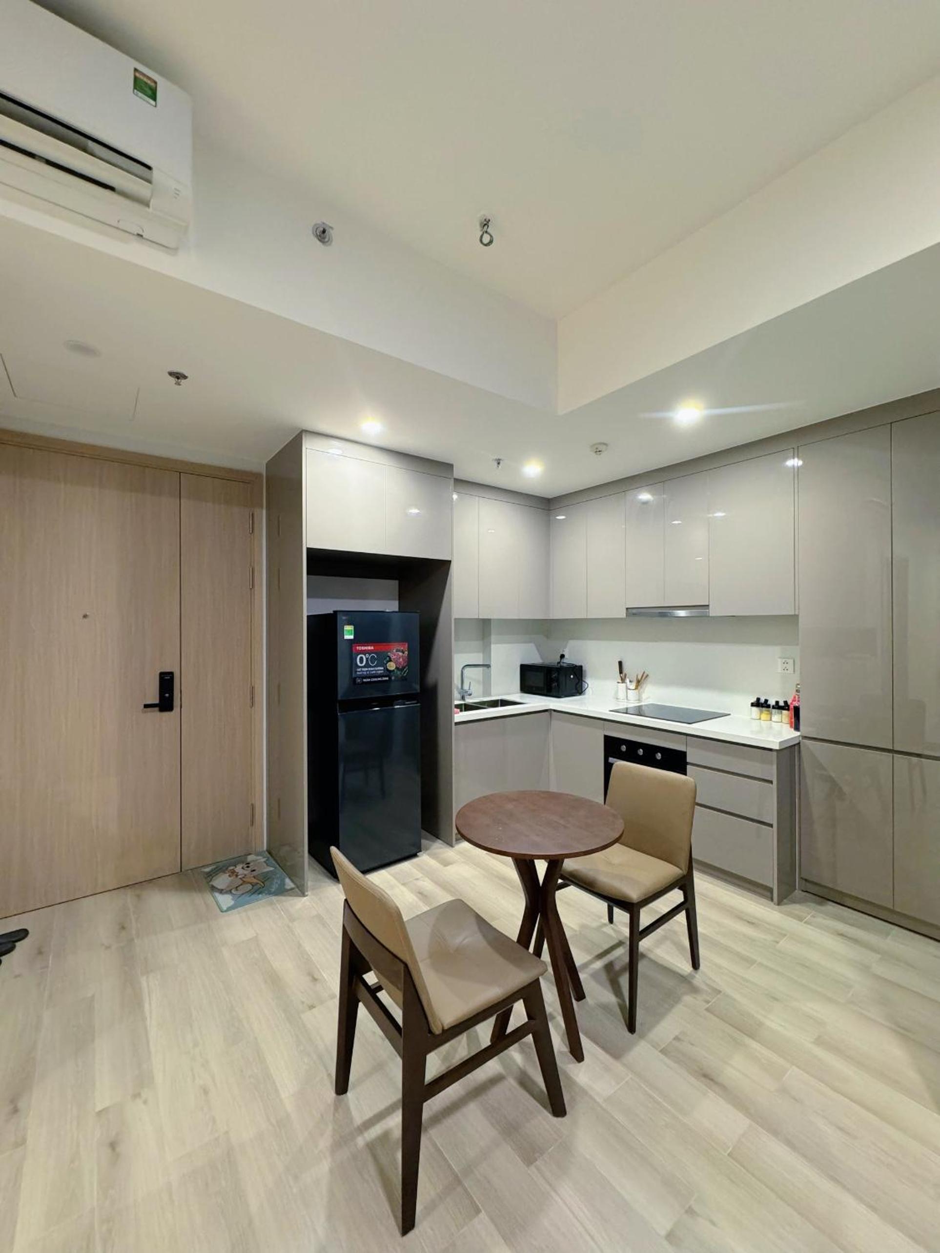 Qinie home 1pn view 2