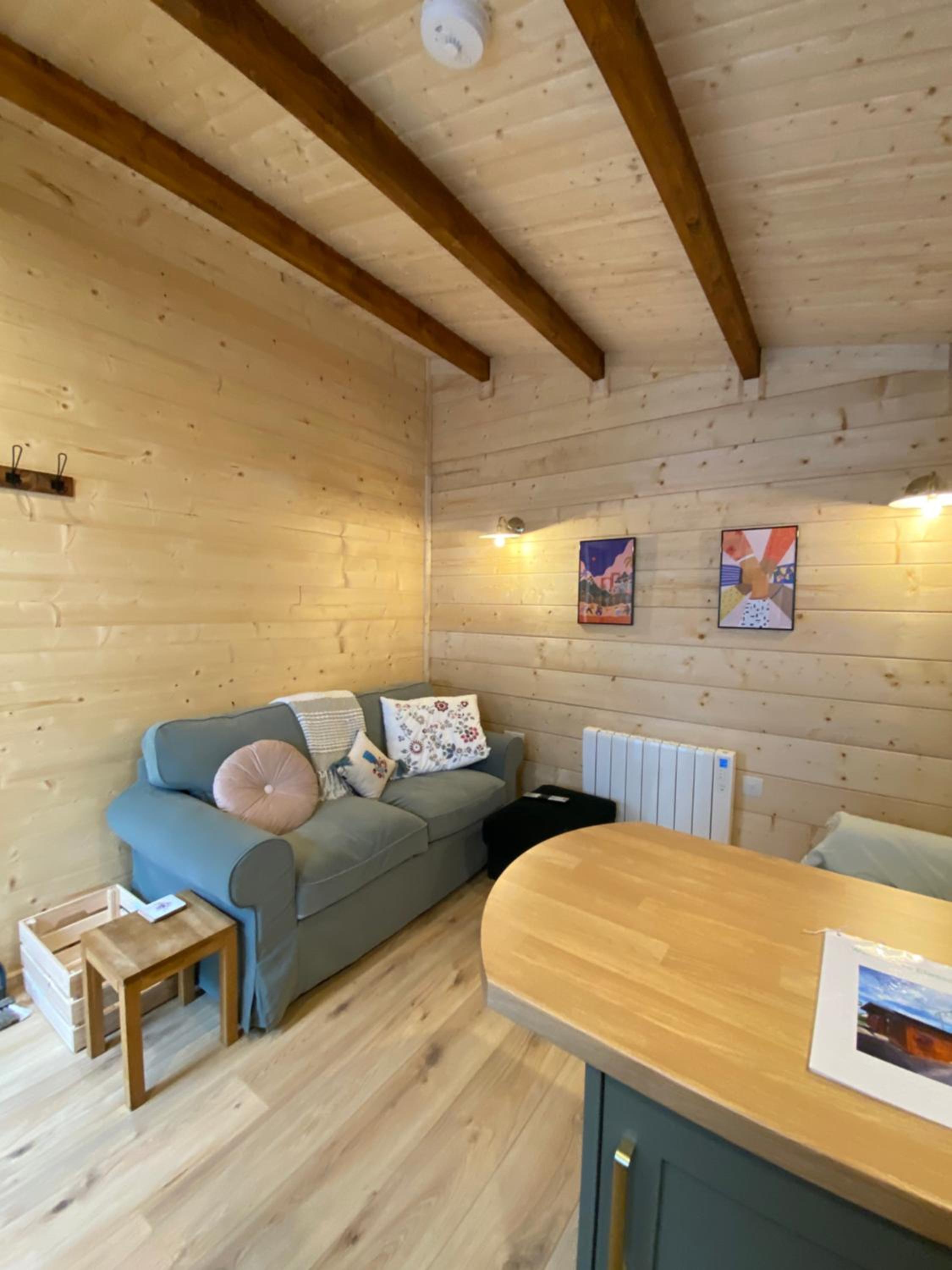 Elwood Lodge view 5