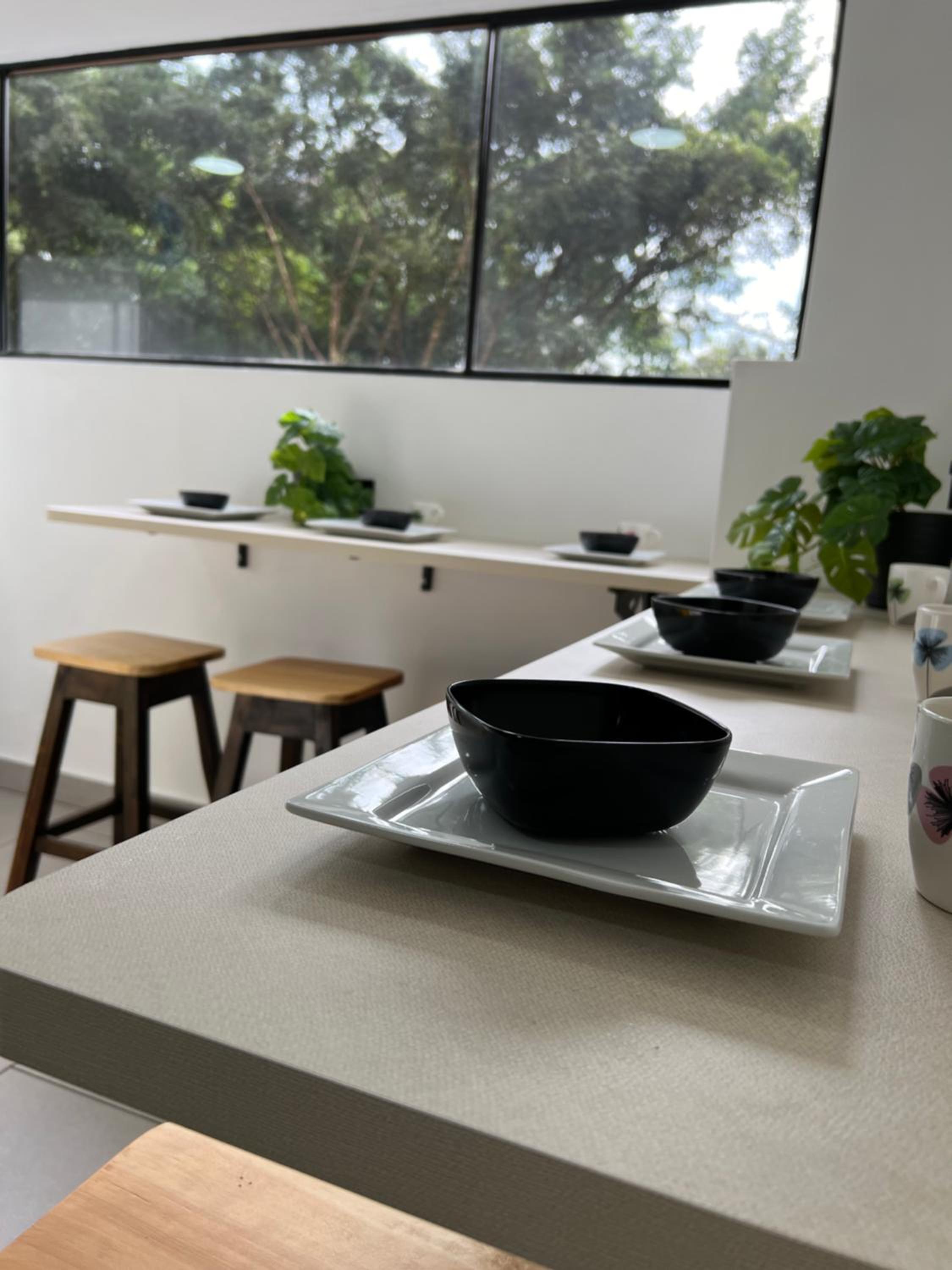 Modern 4Bedroom with private Terrace 500mb internet