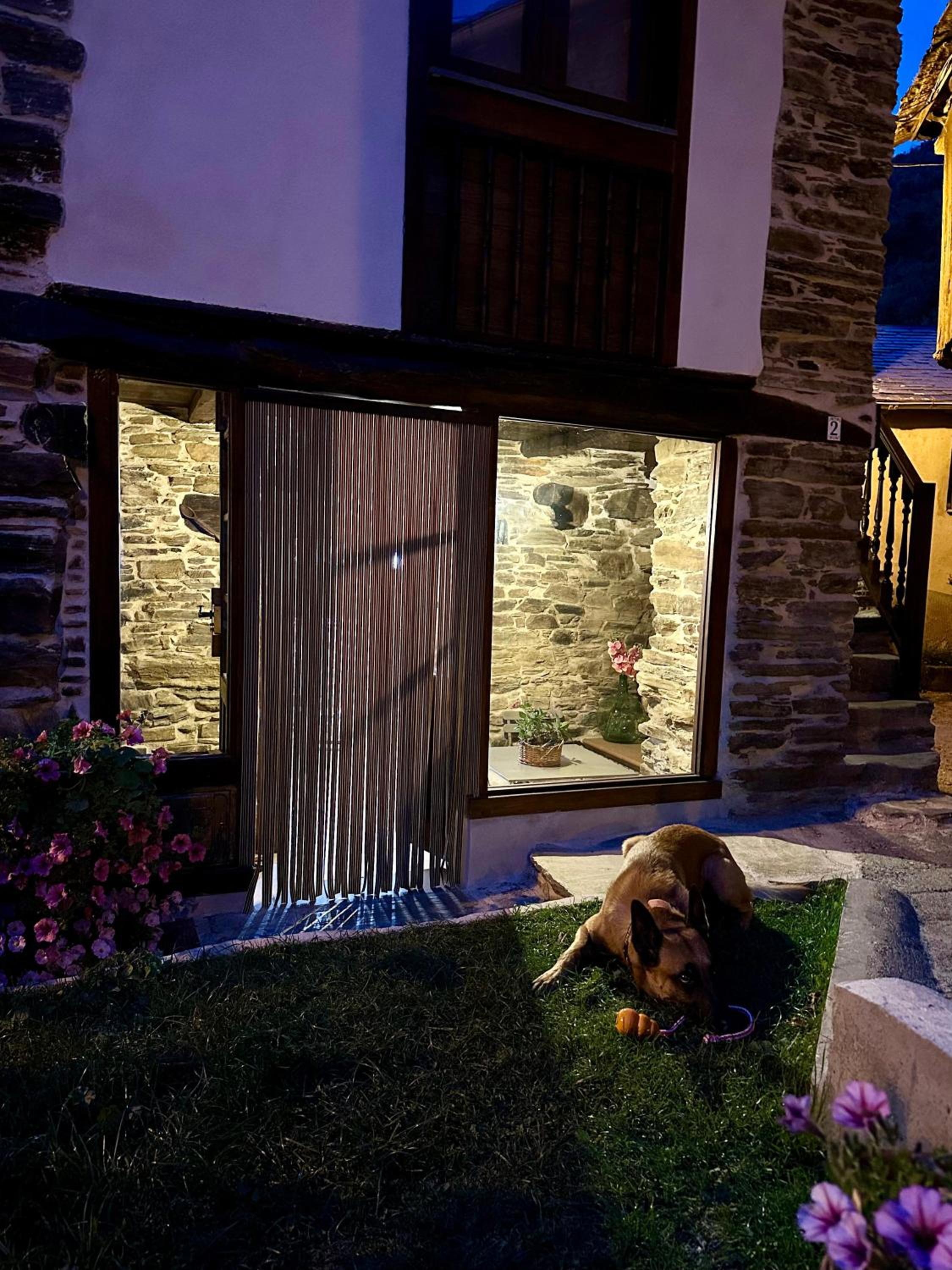 CASA BORAL- Comfort exclusivo en plena naturaleza - Valle del Silencio view 2
