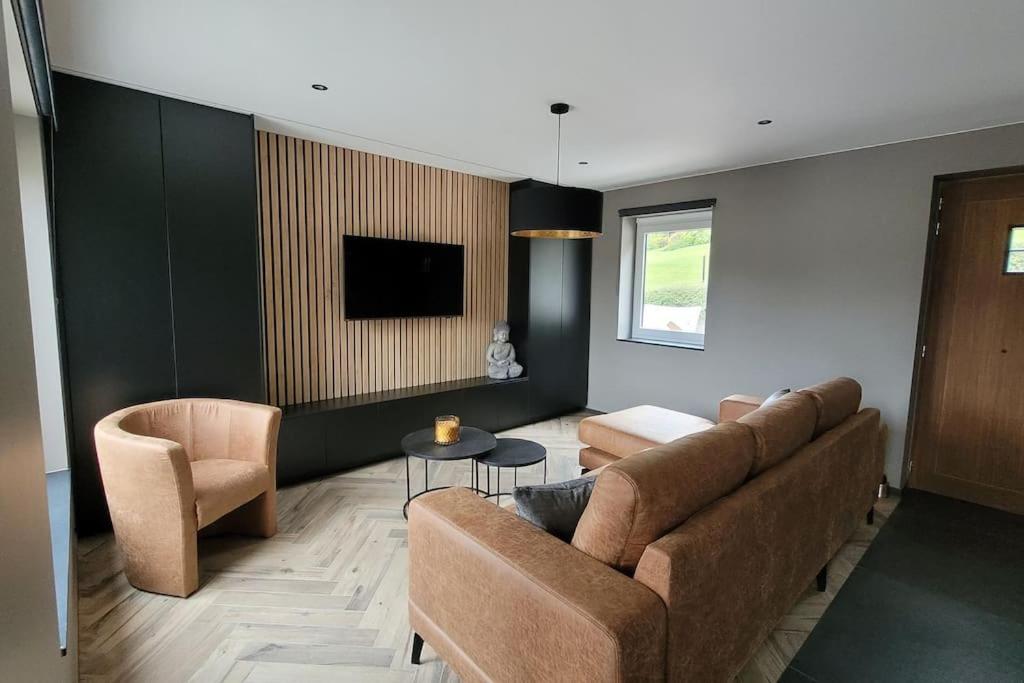 Maison T