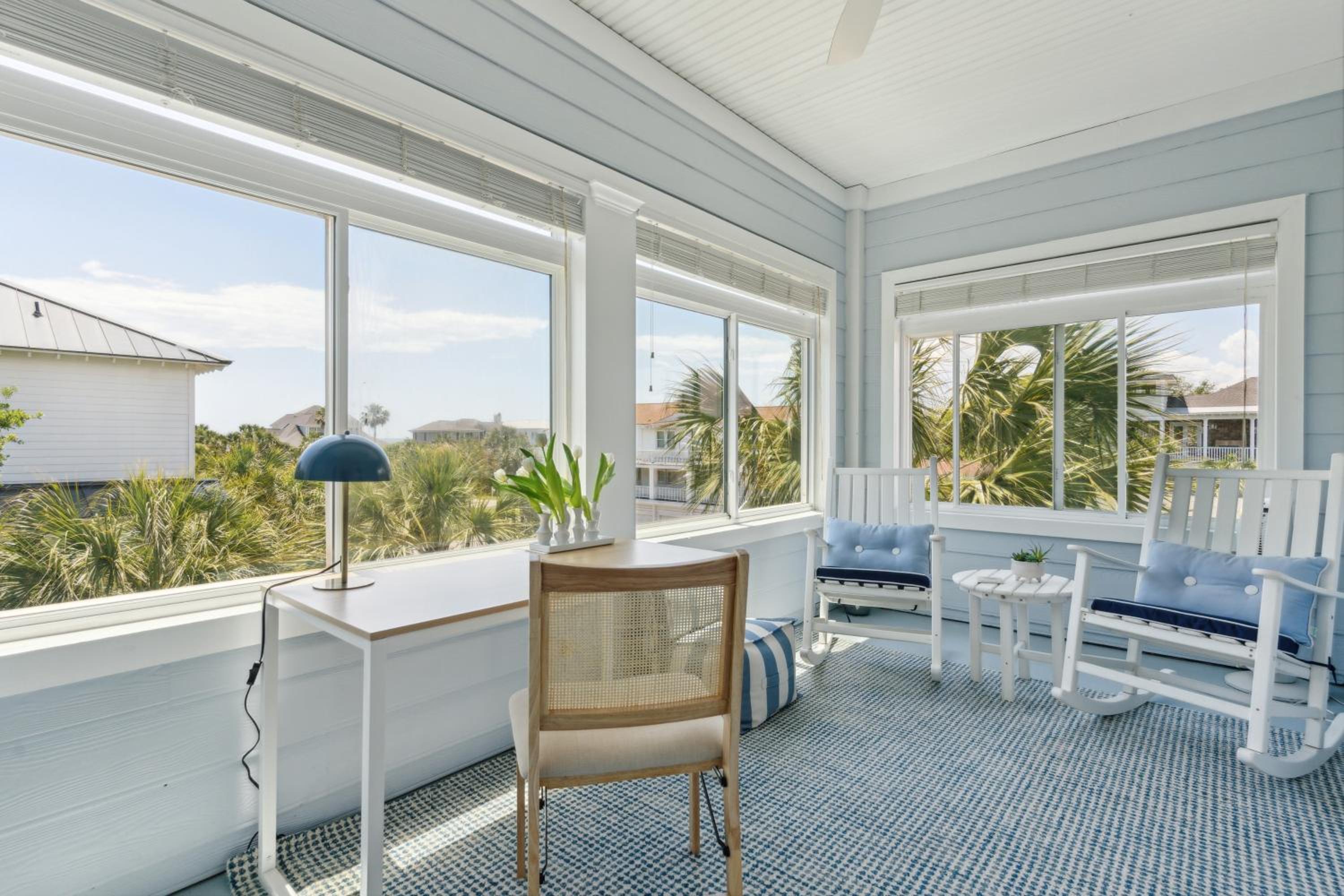3800 Cameron Boulevard AvantStay Pool Ocean Views Deck