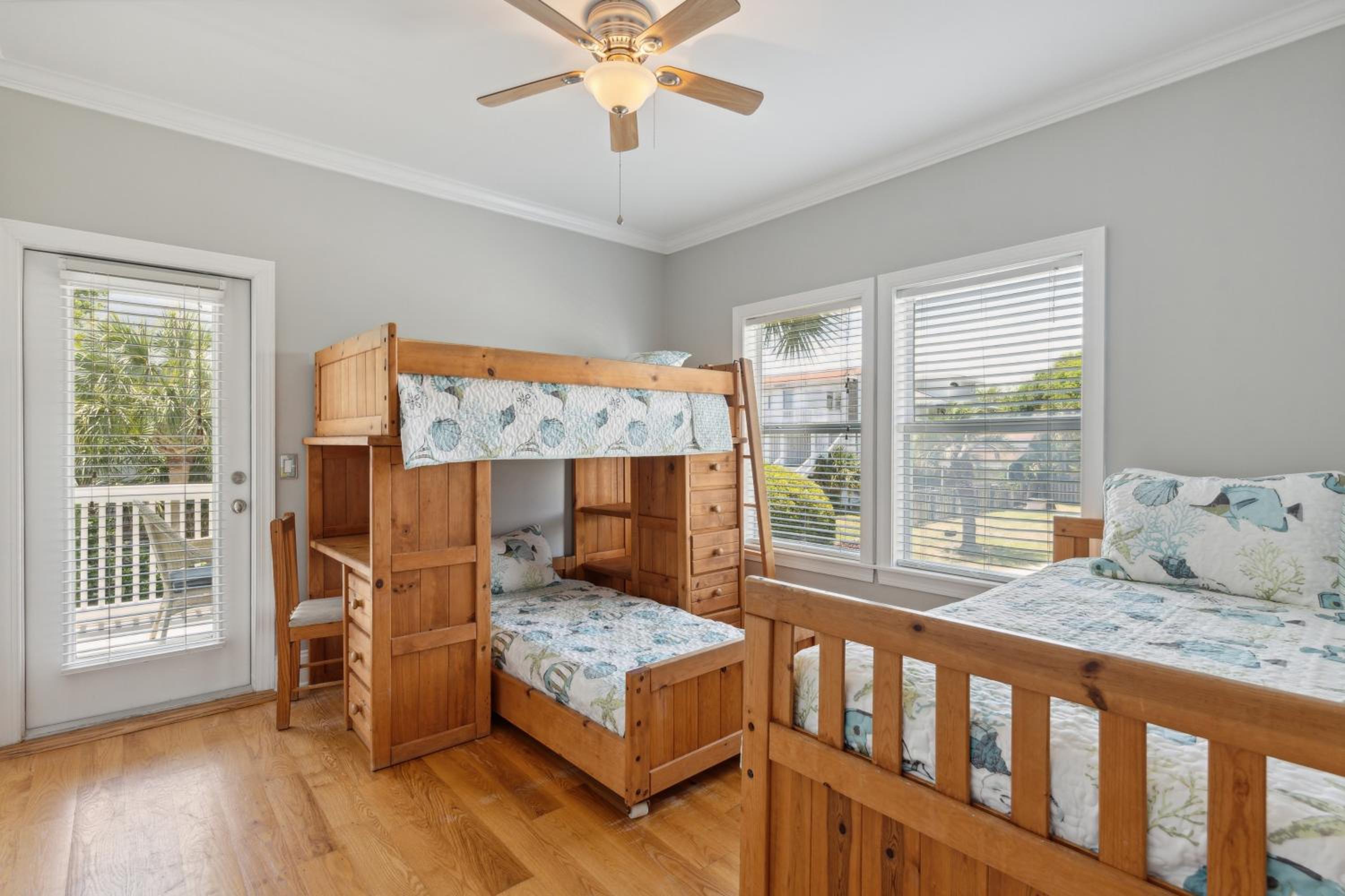 3800 Cameron Boulevard AvantStay Pool Ocean Views Deck