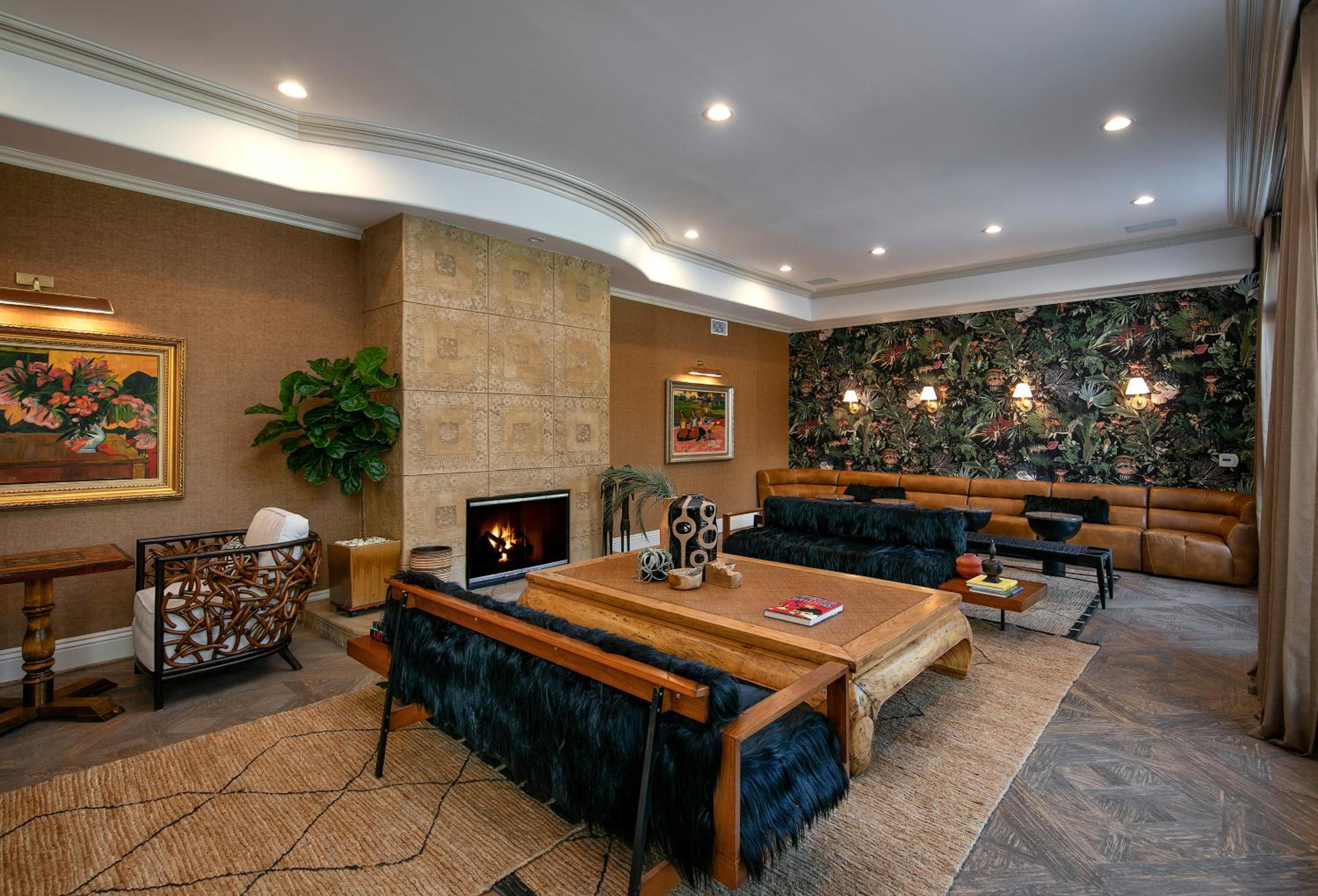 Sophisticated Grand Mansion