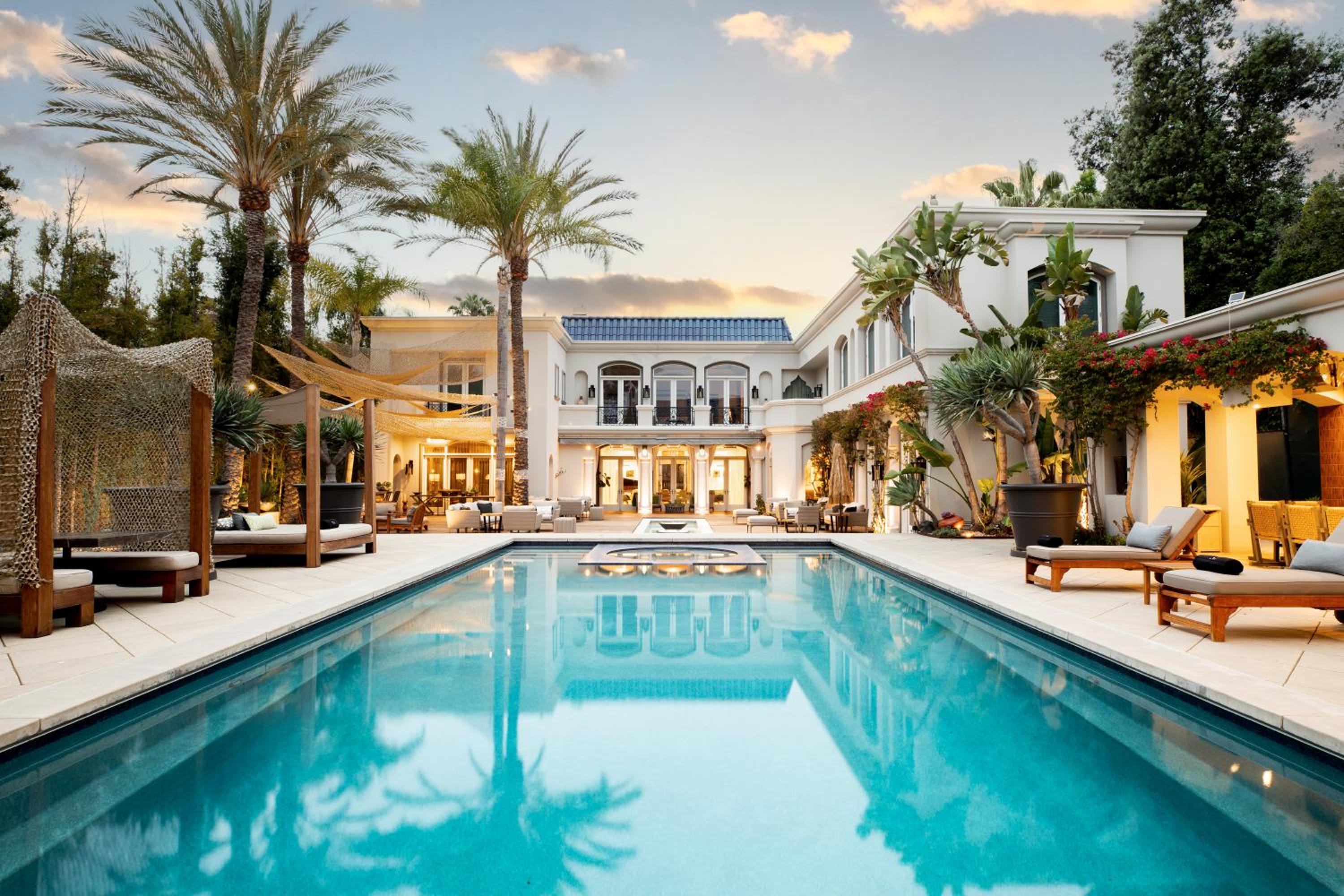 Sophisticated Grand Mansion