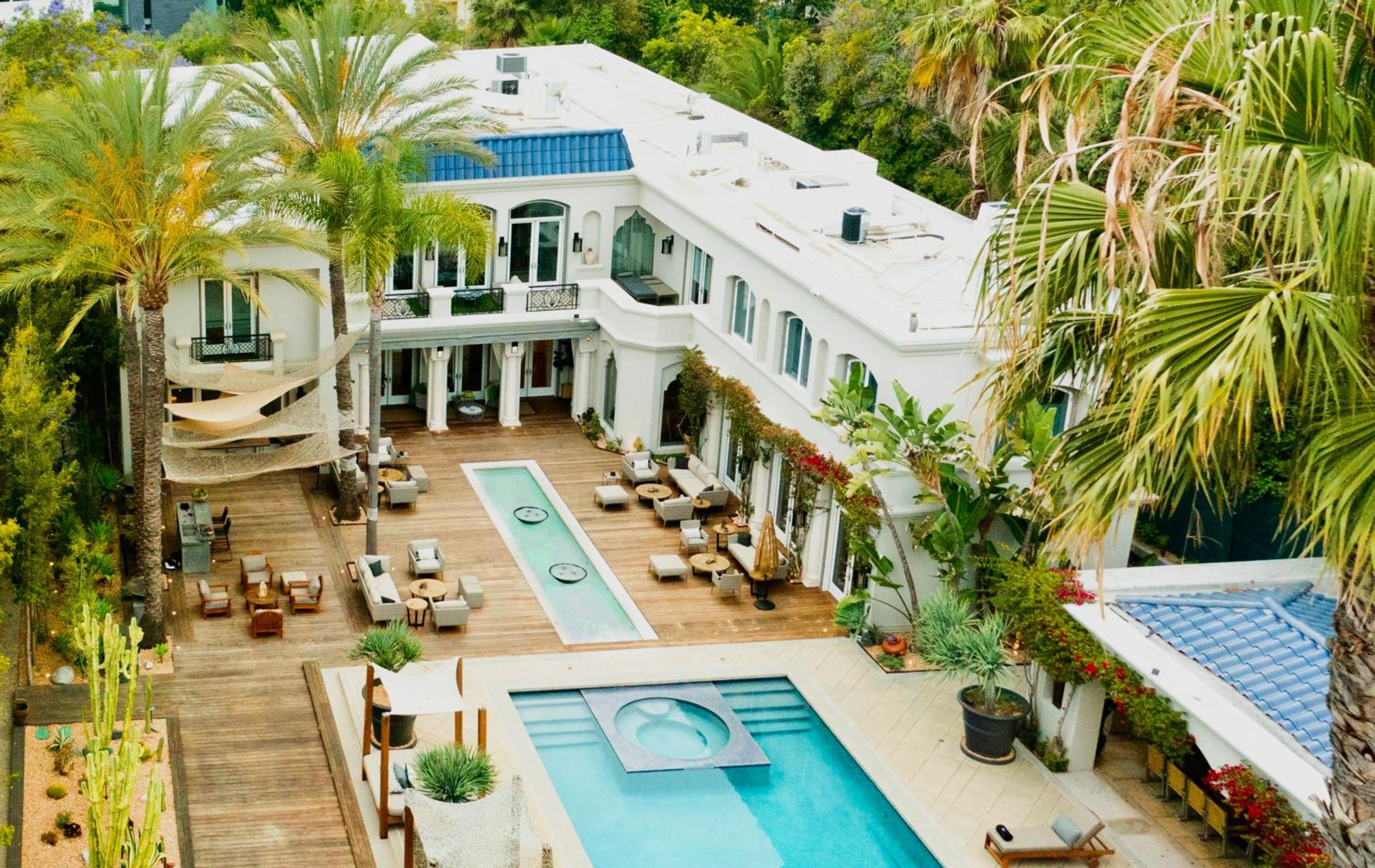 Sophisticated Grand Mansion