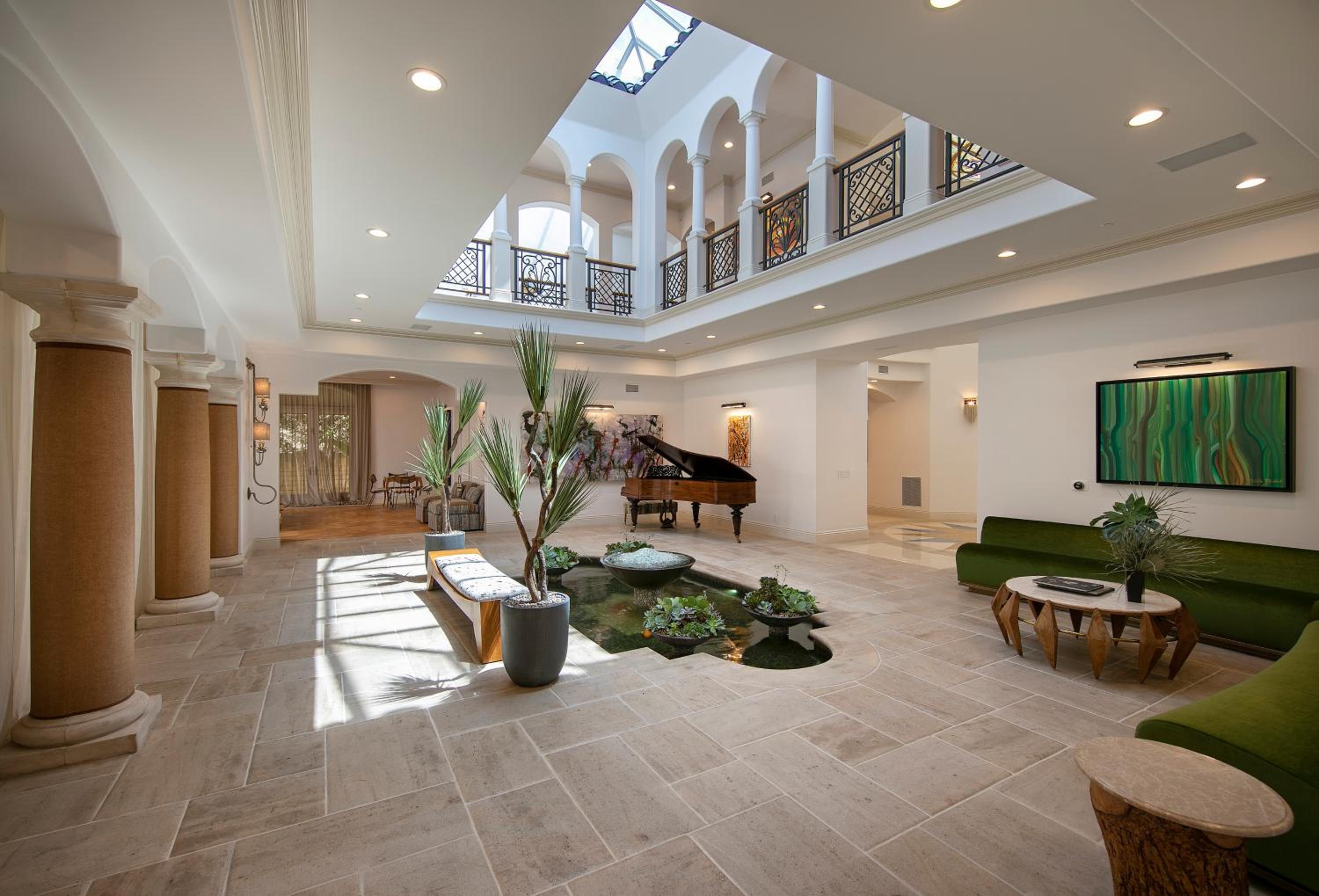 Sophisticated Grand Mansion