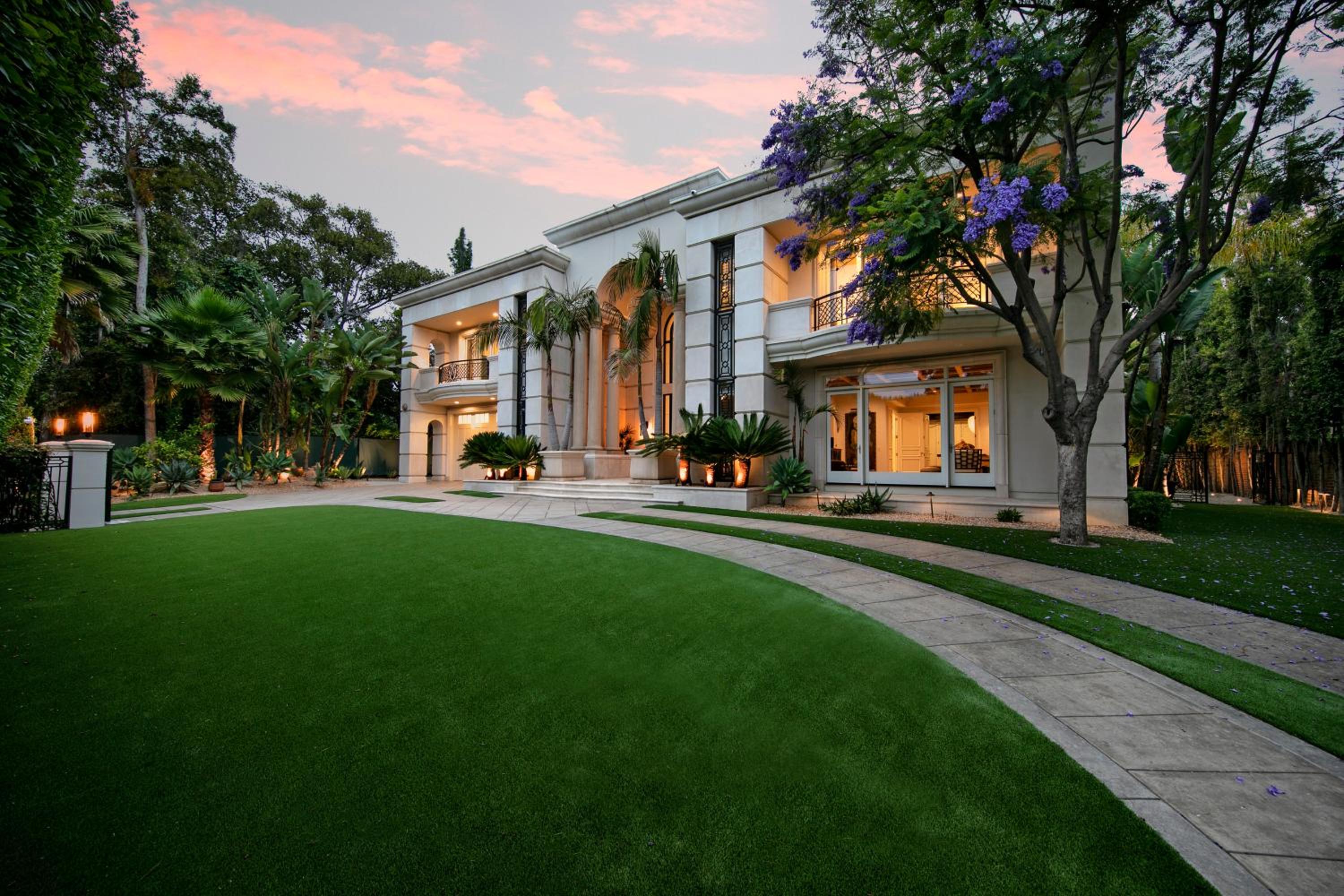 Sophisticated Grand Mansion