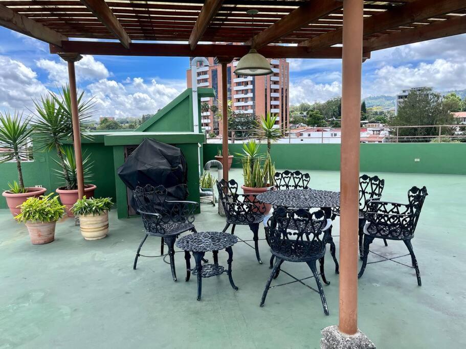 DP4 Spacious apartment, great views of the city view 5