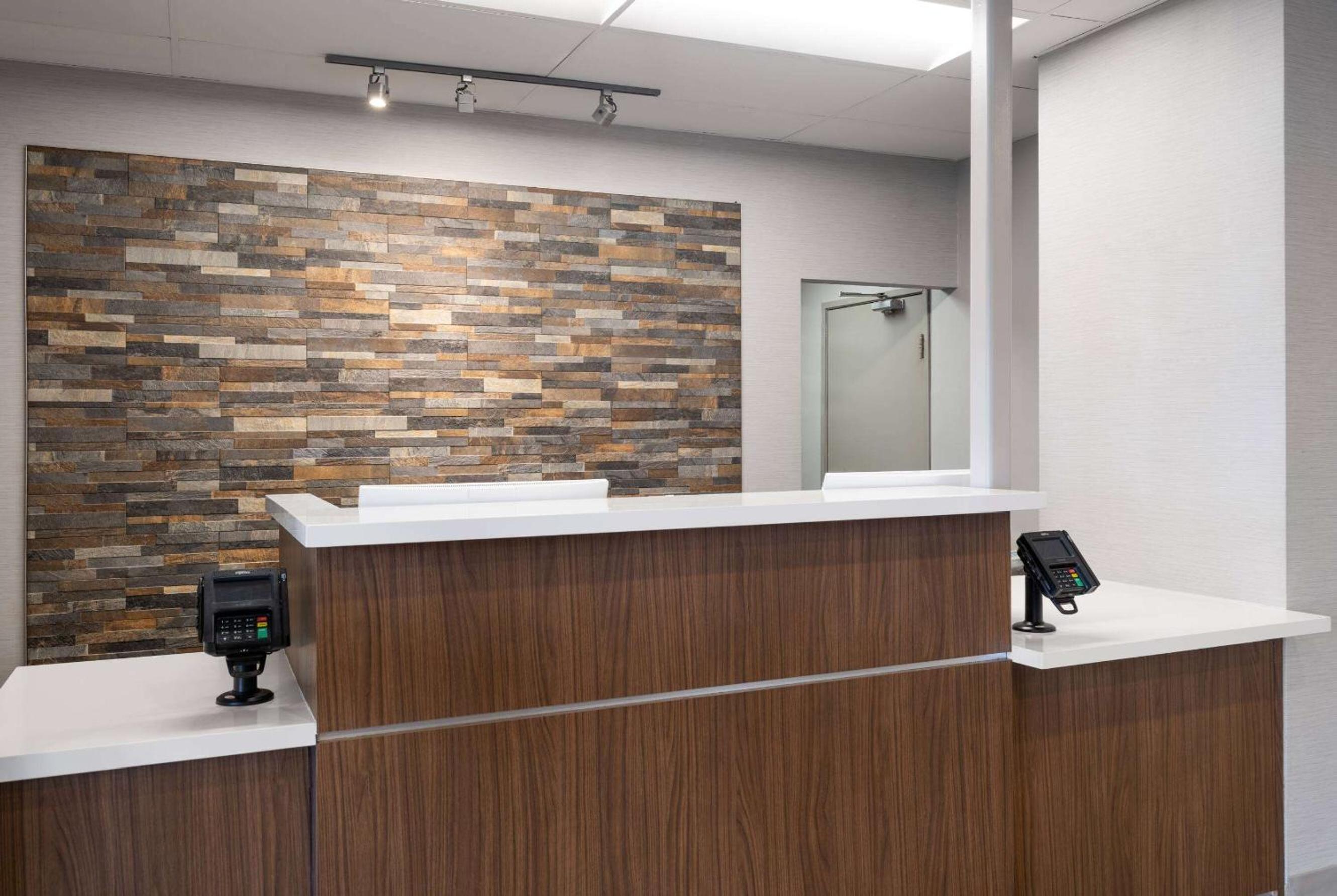 Casper Vacations - AmericInn by Wyndham Casper Event Center Area - Property Image 3