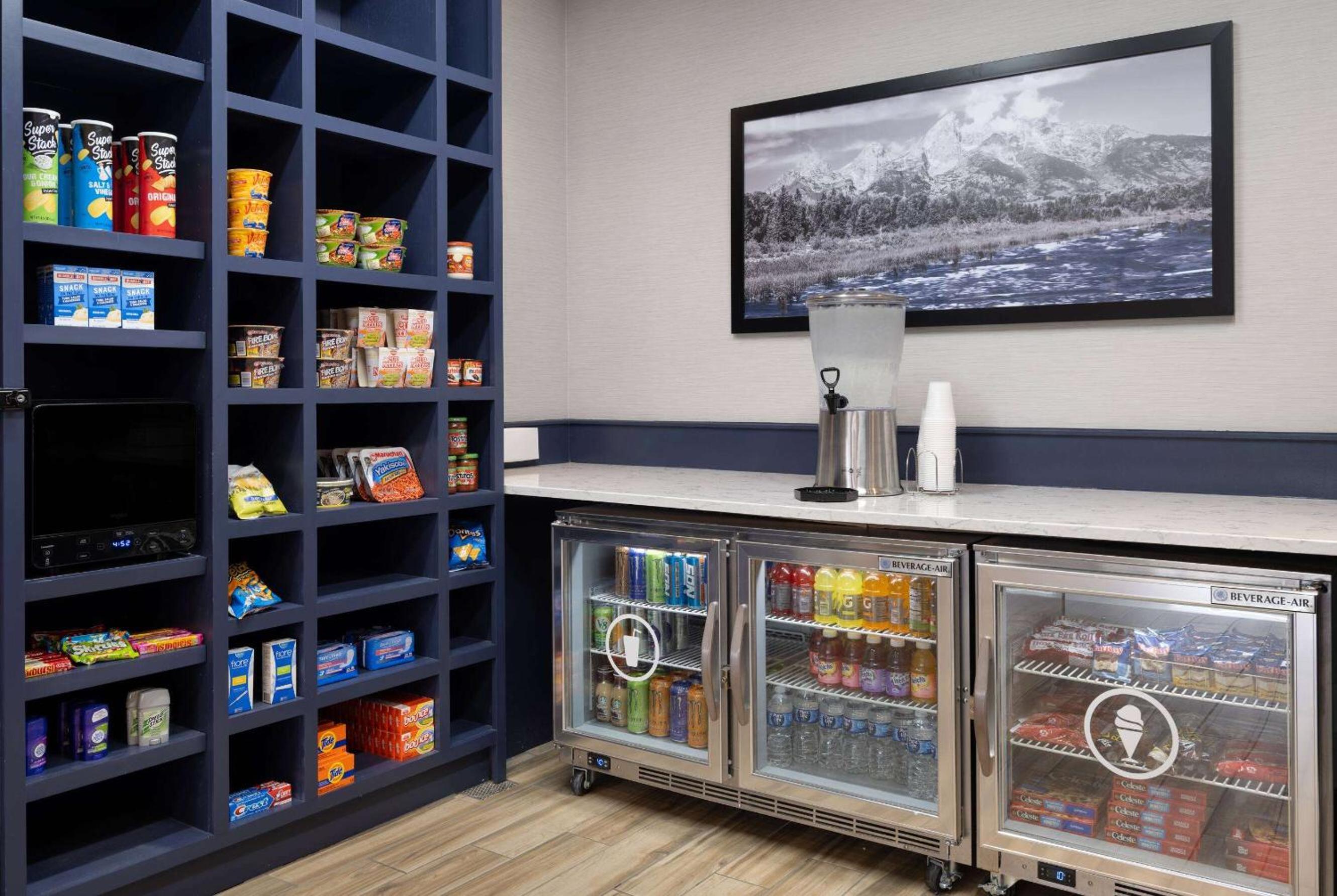 Casper Vacations - AmericInn by Wyndham Casper Event Center Area - Property Image 10