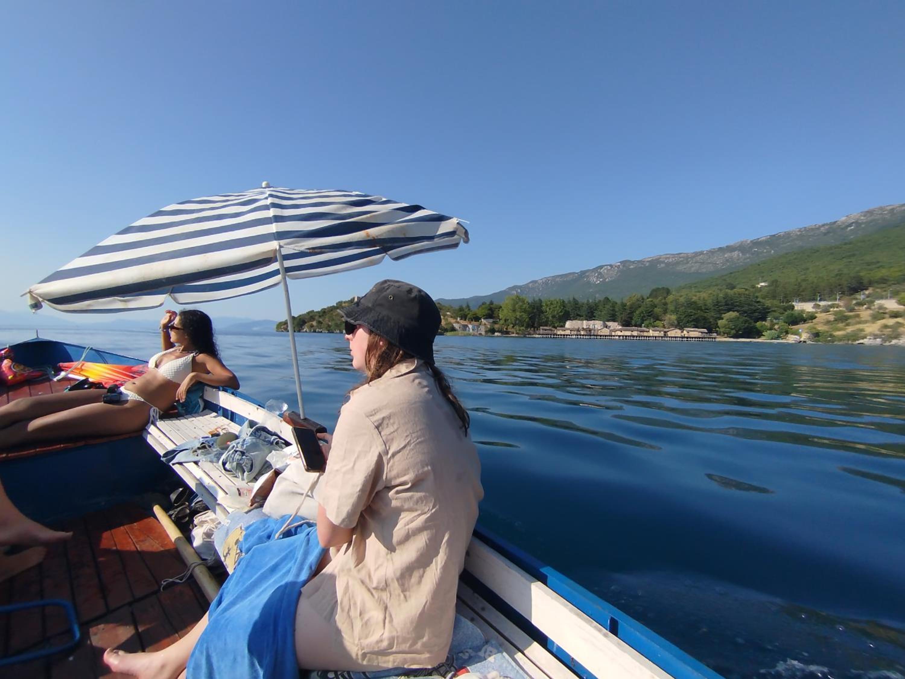 Sunset Lake hostel view 5