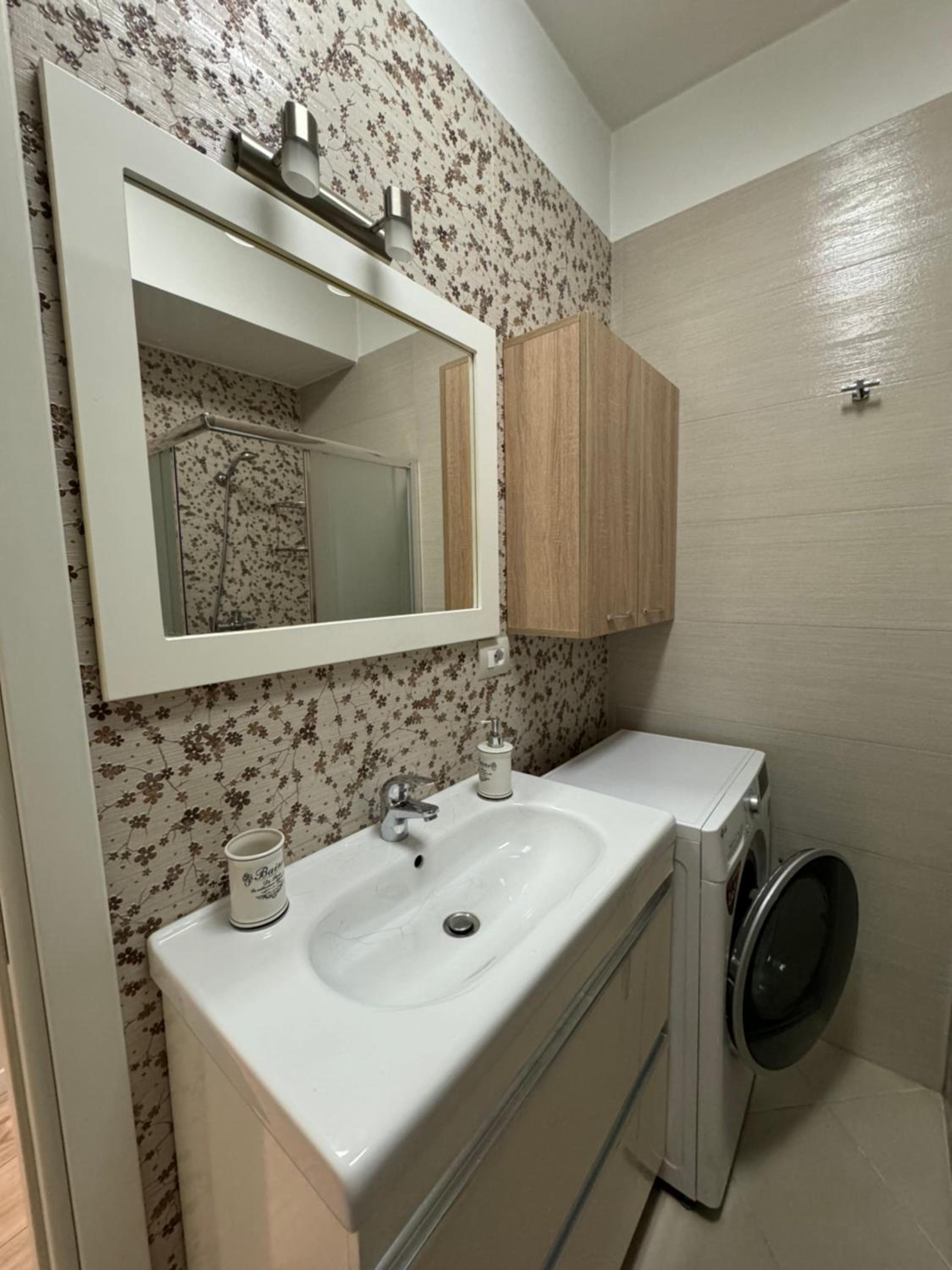 Bejart Apartment 7