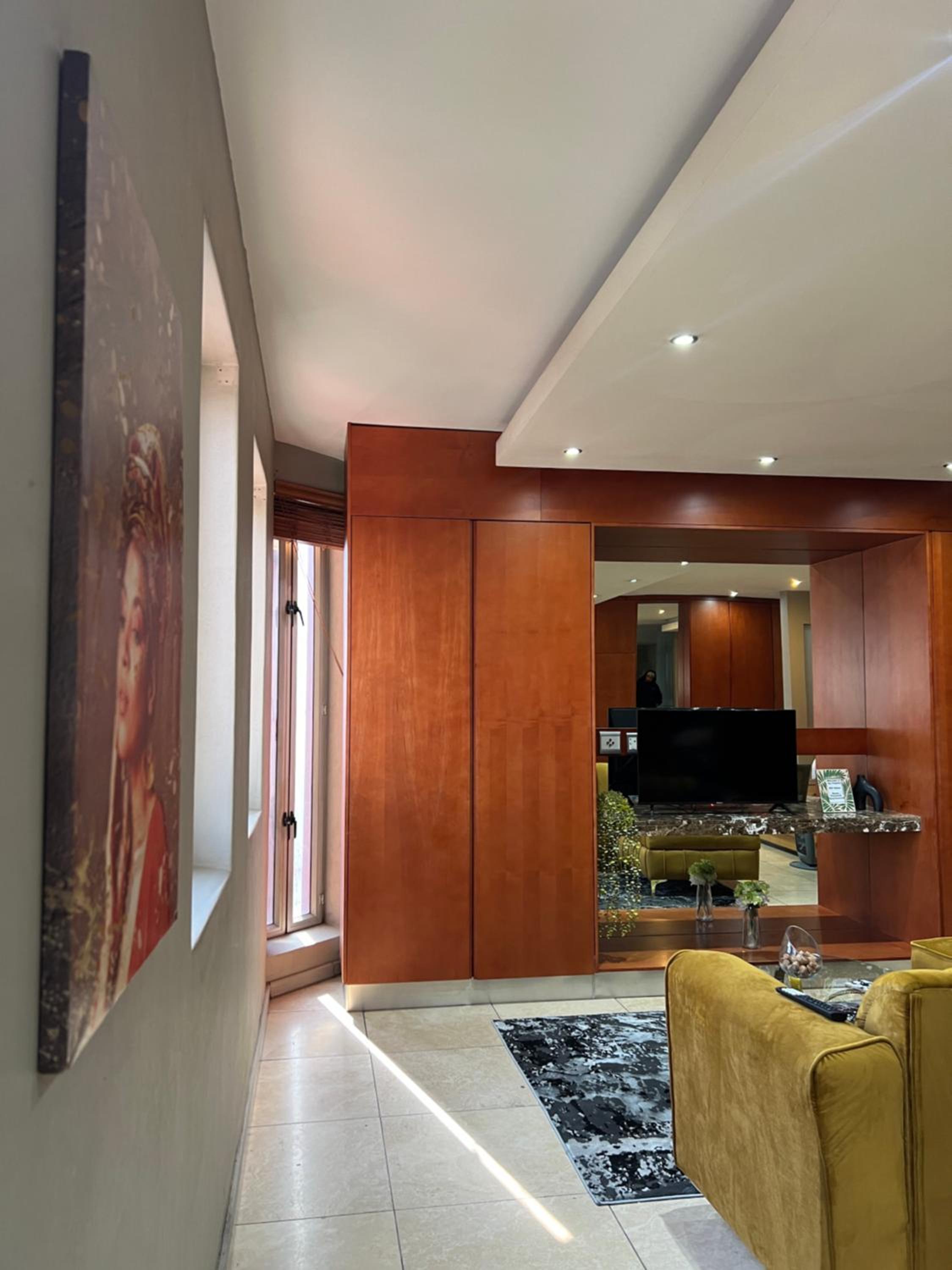 Luxury unit