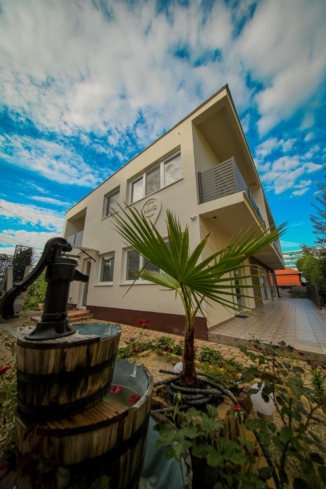 Hotel ****Heviz Springs Apartments - Image 1