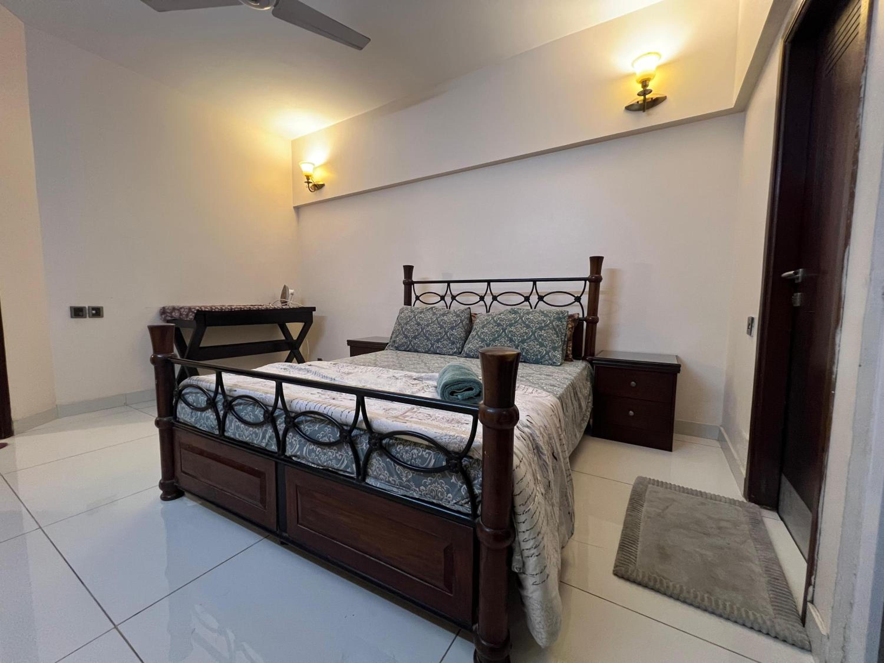 Comfortia Guest House 2 Bed DringDining