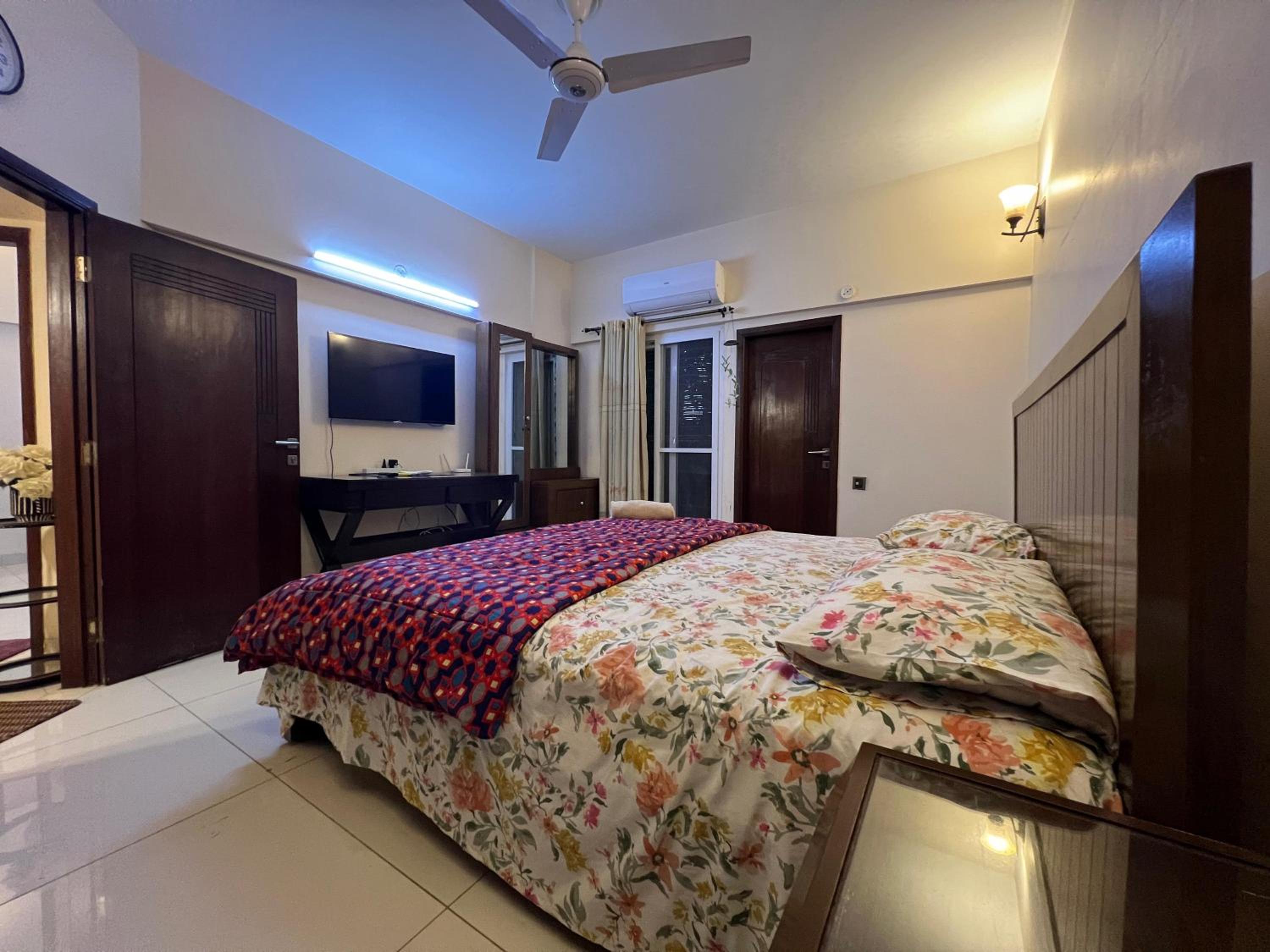 Comfortia Guest House 2 Bed DringDining
