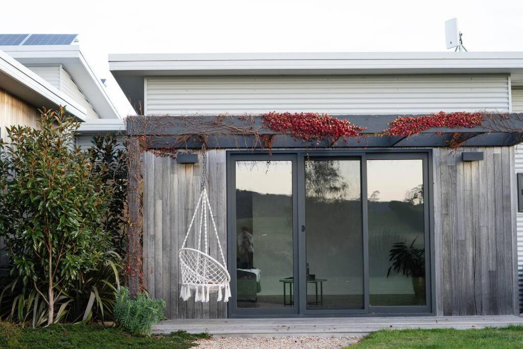 Luxury Modern Farm Stay with Country Living