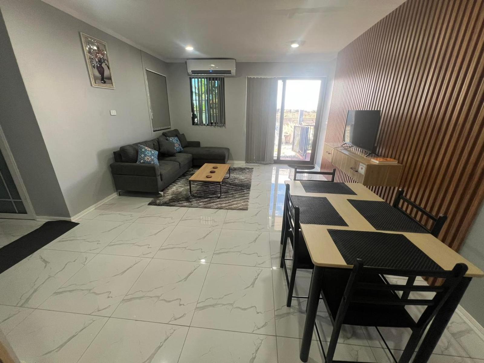 Modern 2 Bedroom Home - view 15