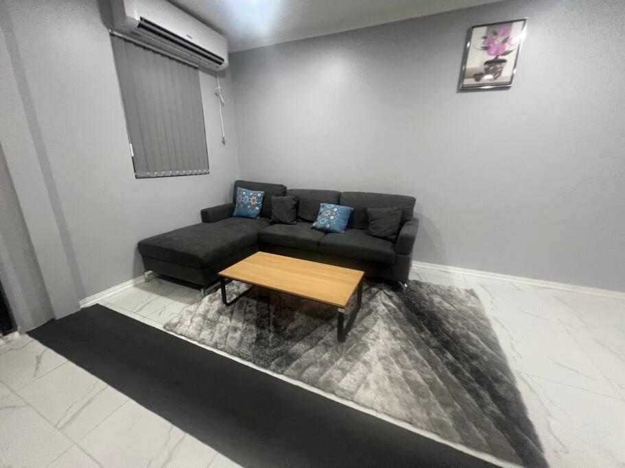 Modern 2 Bedroom Home - view 14