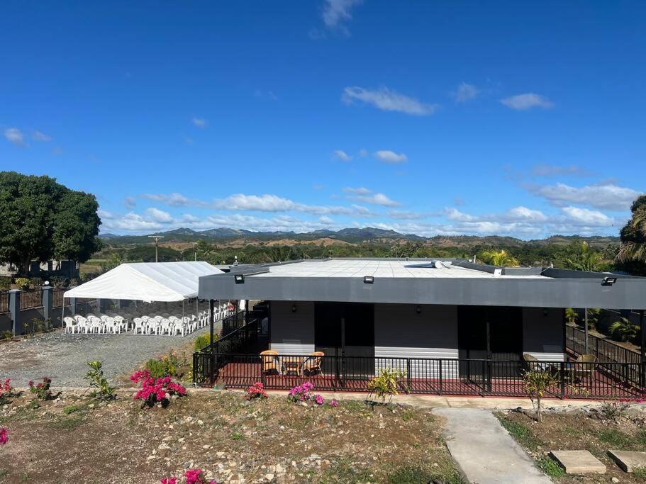 Modern 2 Bedroom Home - main view