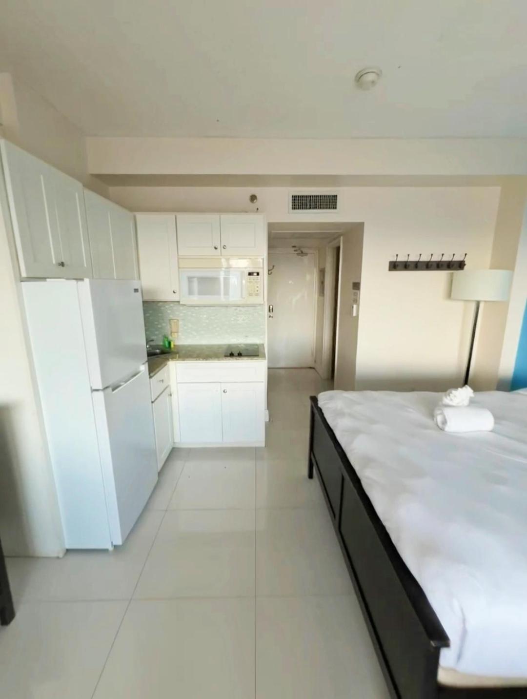Oceanfront Studio Miami Beach